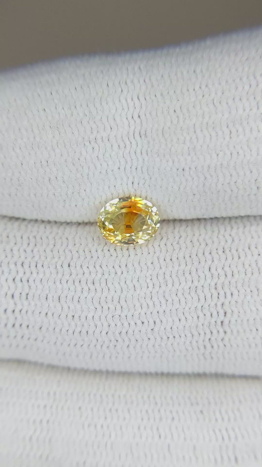 1.13 Ct. Bi Color Sapphire from Montana Size Video