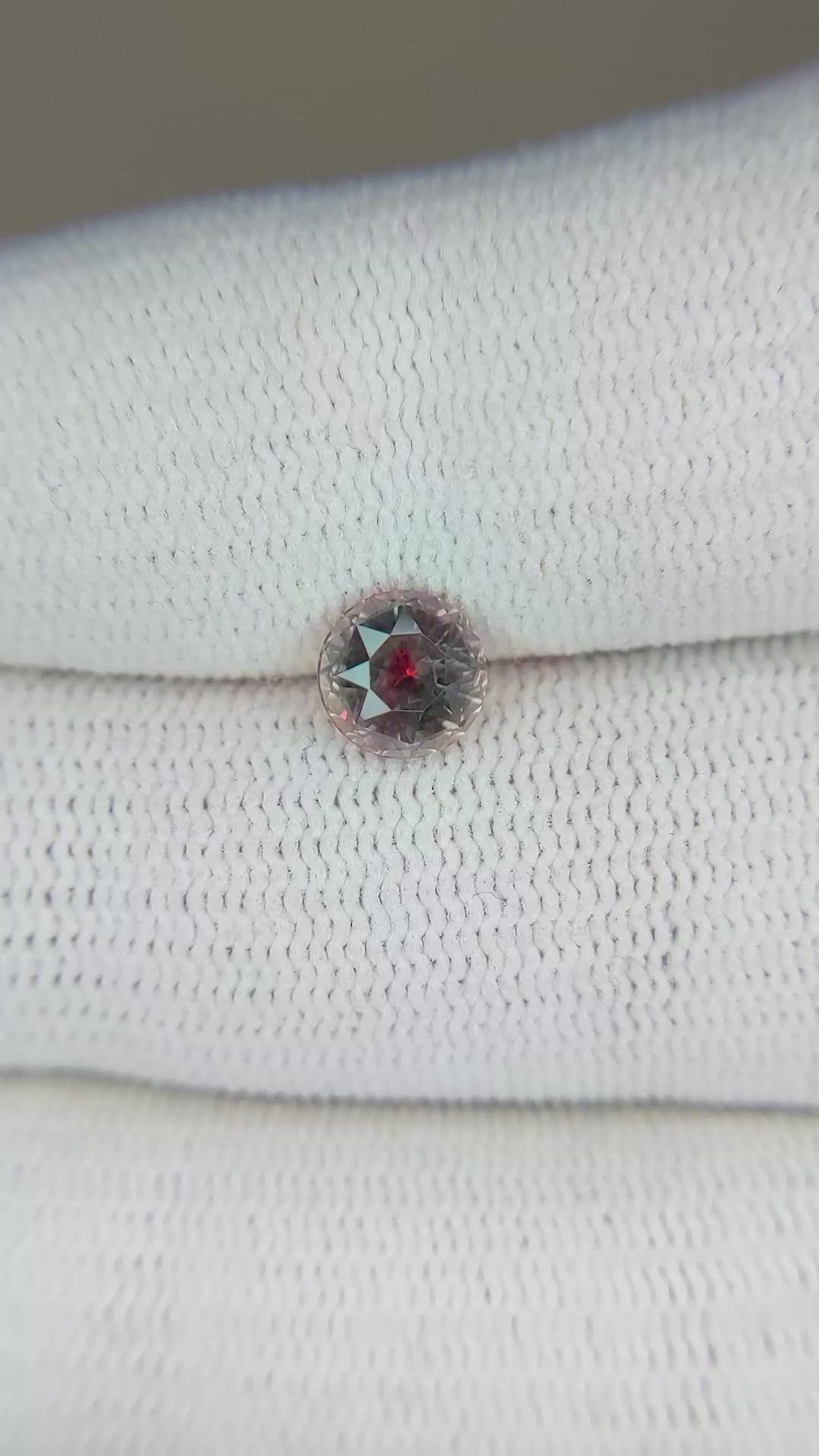 1.29 Ct. Bi Color Sapphire from Montana Size Video