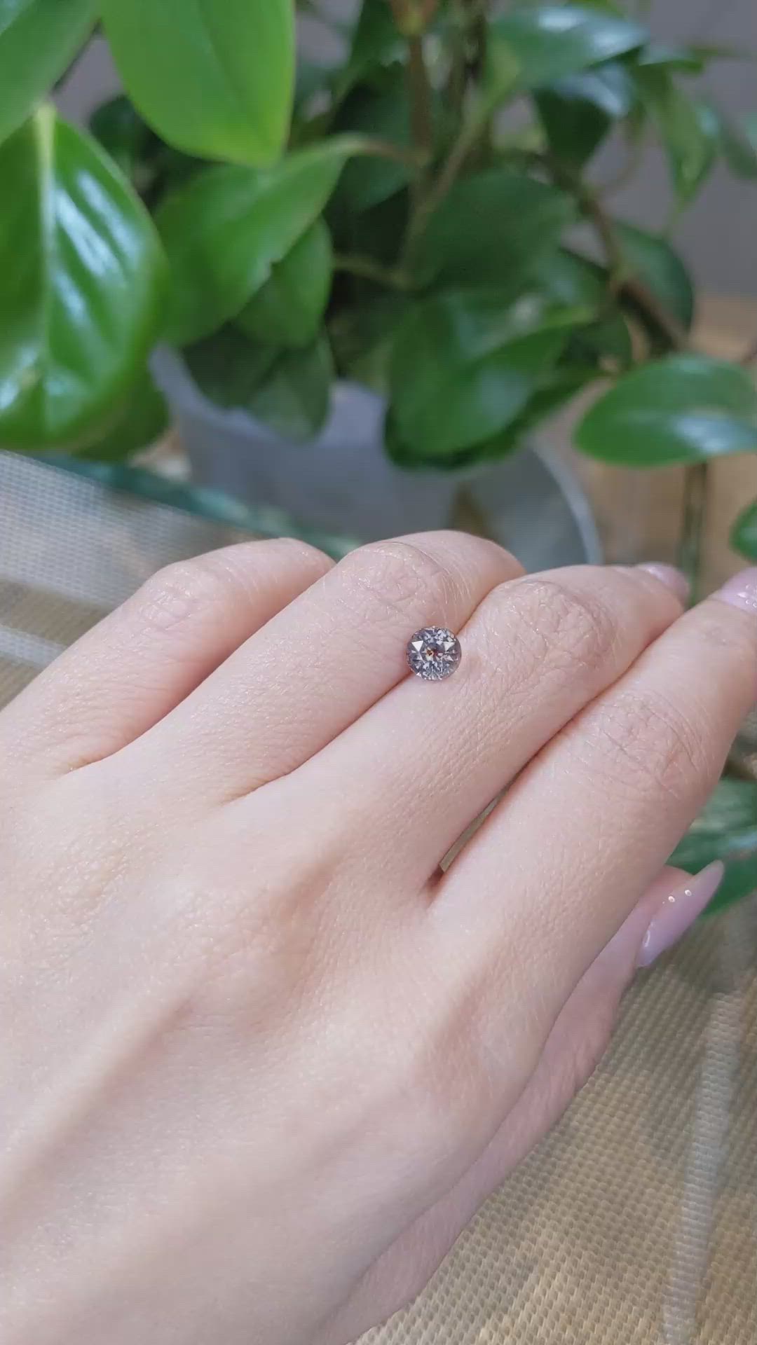 1.29 Ct. Bi Color Sapphire from Montana Size Video