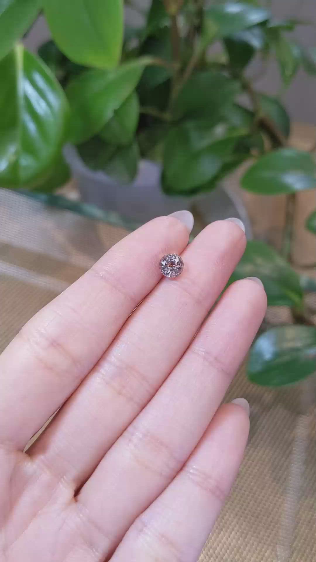 1.29 Ct. Bi Color Sapphire from Montana Size Video