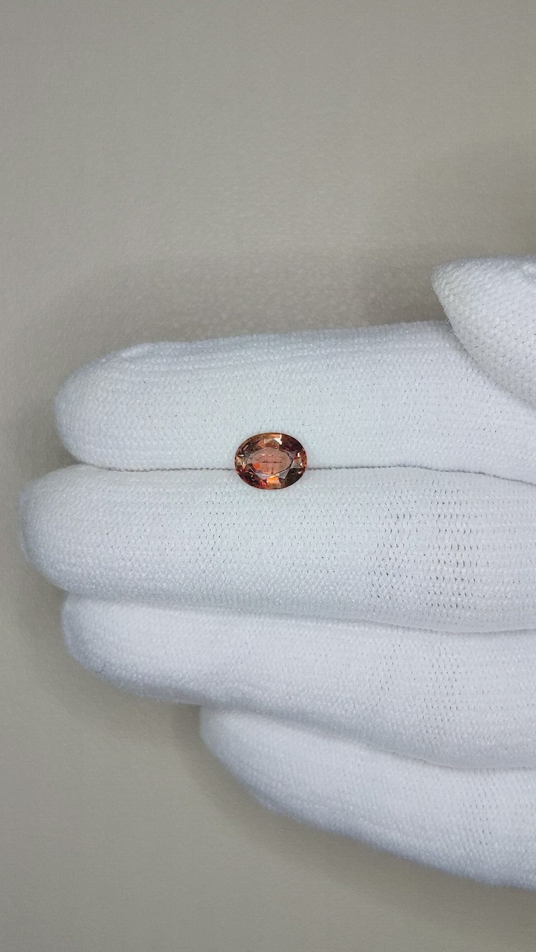 1.42 Ct. Bi Color Sapphire from Montana Size Video