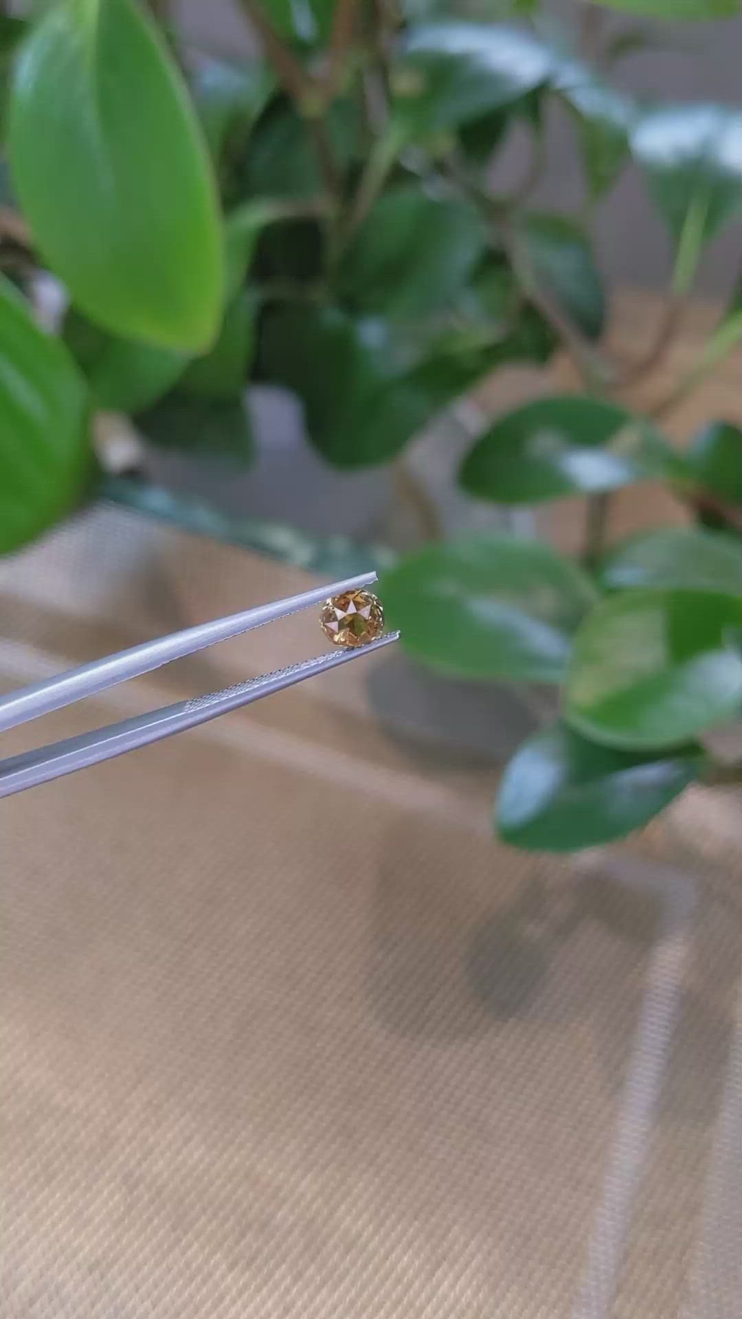1.07 Ct. Bi Color Sapphire from Montana Size Video