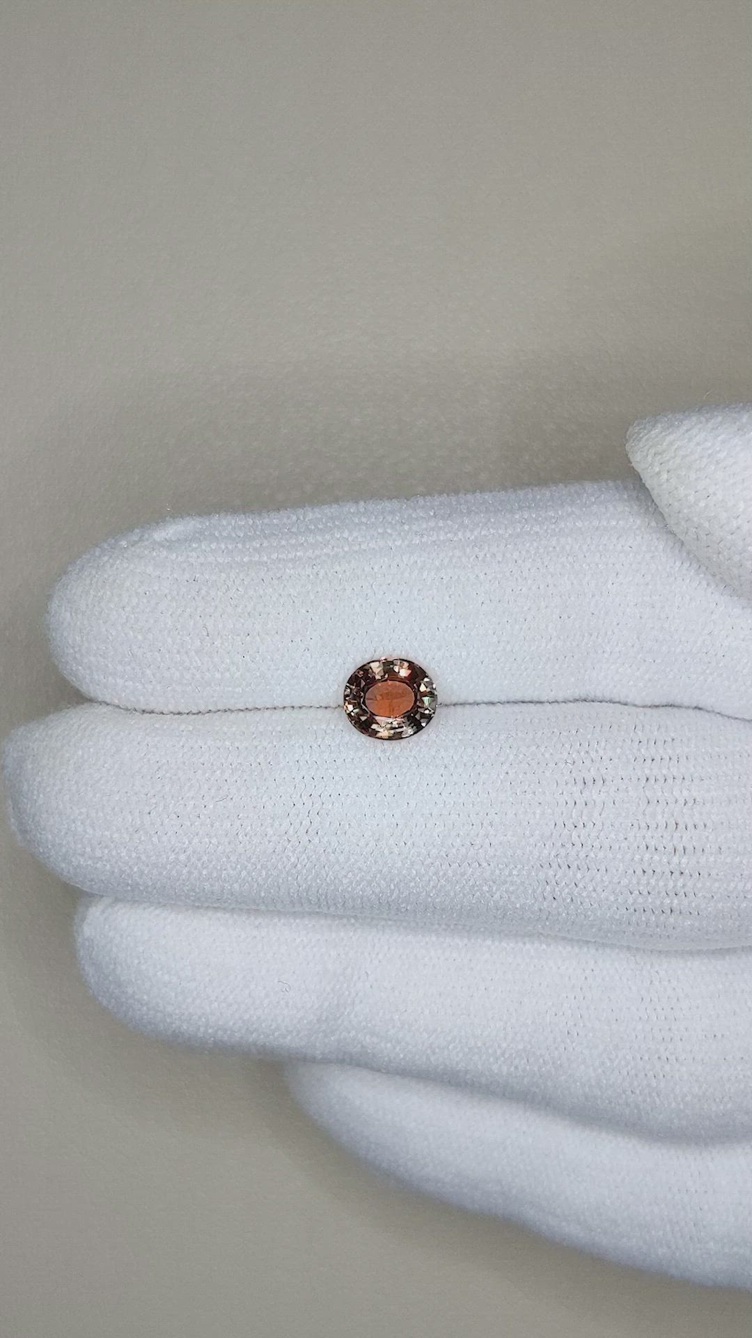 1.06 Ct. Bi Color Sapphire from Montana Size Video