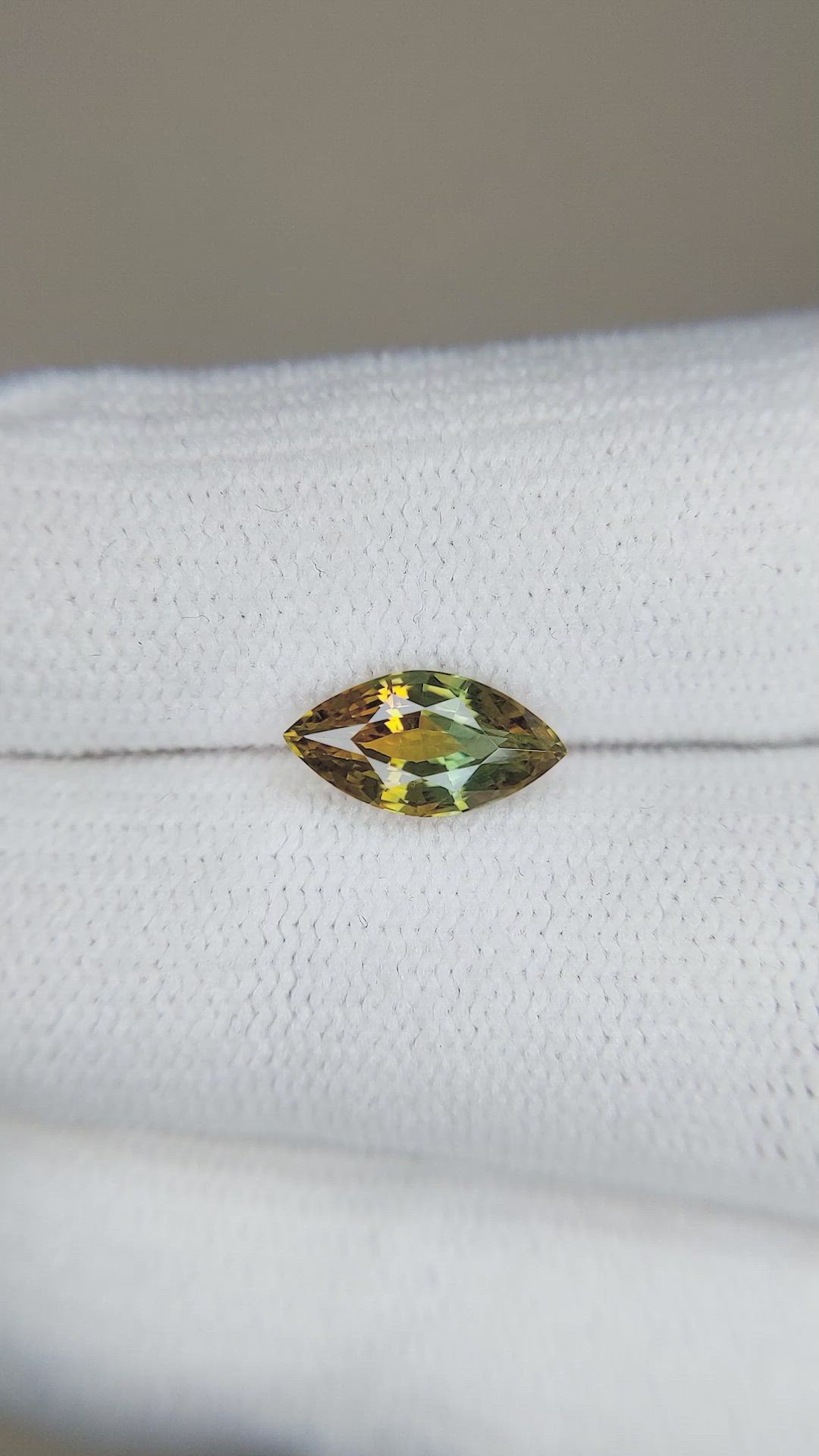 1.49 Ct. Bi Color Sapphire from Montana Size Video