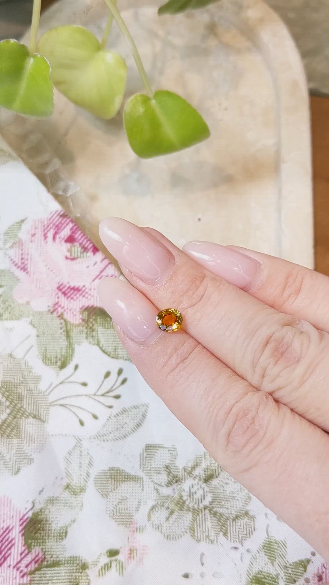 1.13 Ct. Bi Color Sapphire from Montana Size Video