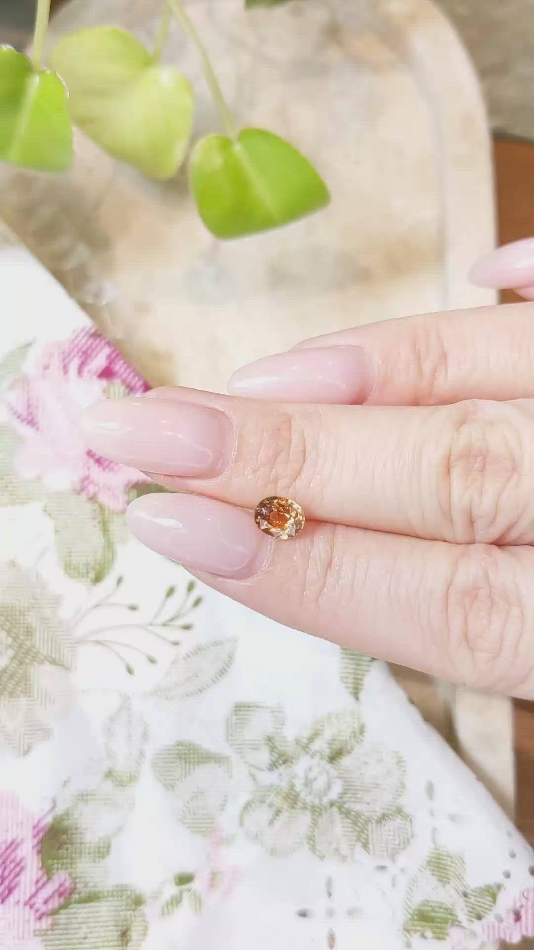 1.21 Ct. Bi Color Sapphire from Montana Size Video