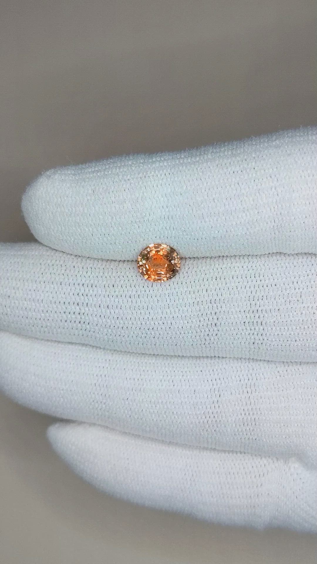 1.21 Ct. Bi Color Sapphire from Montana Size Video