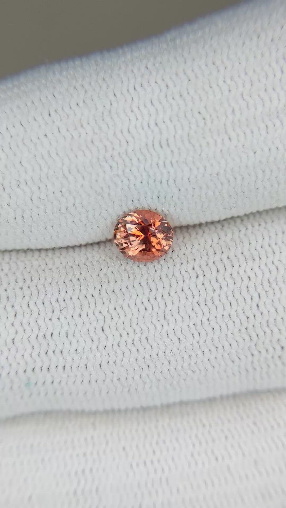 0.82 Ct. Bi Color Sapphire from Montana Size Video