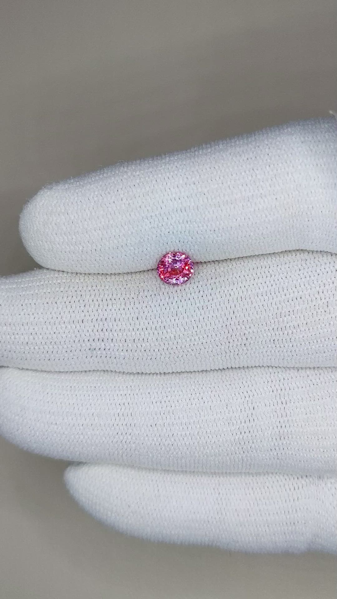0.96 Ct. Bi Color Sapphire from Montana Size Video