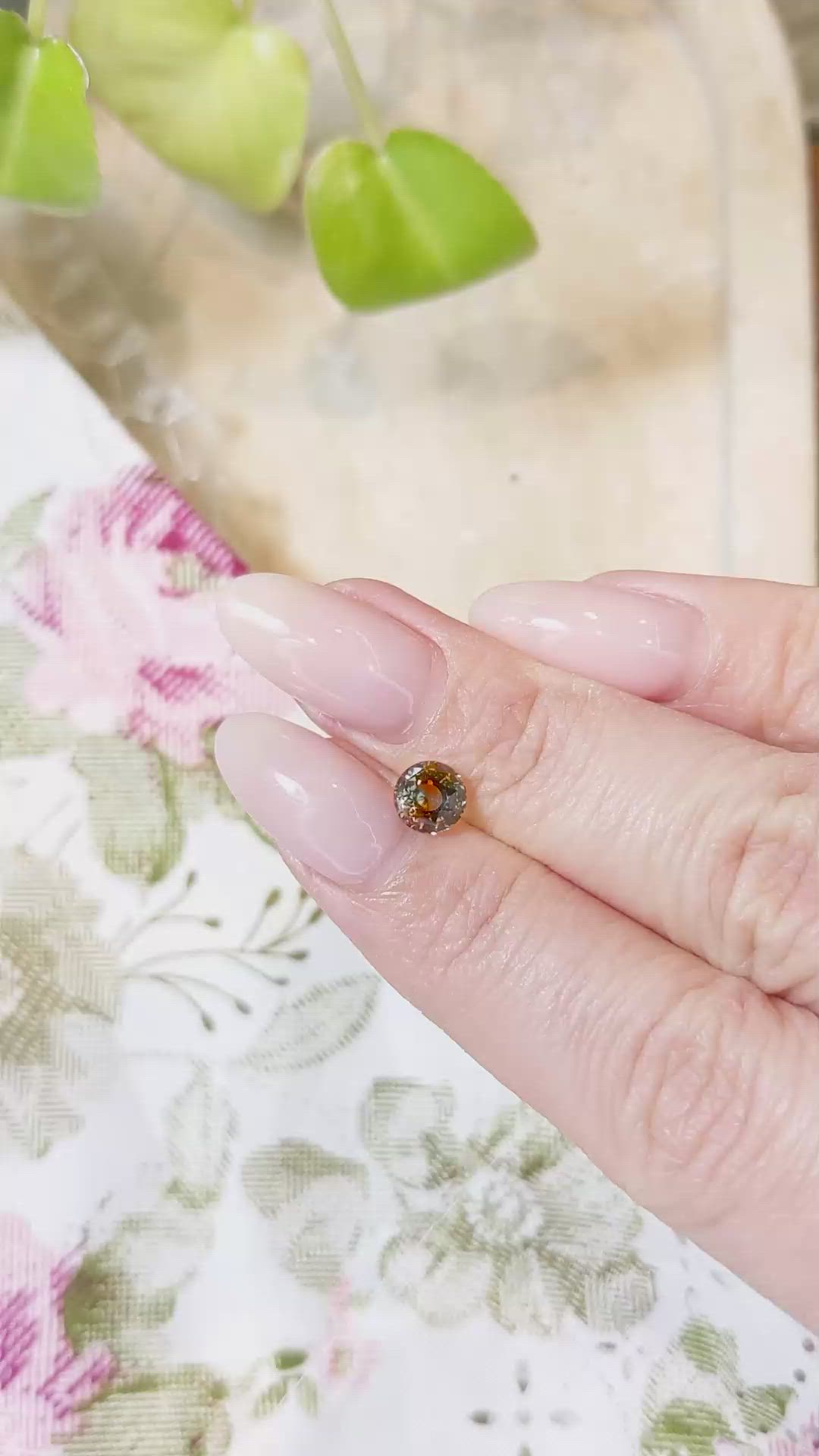 1.23 Ct. Bi Color Sapphire from Montana Size Video