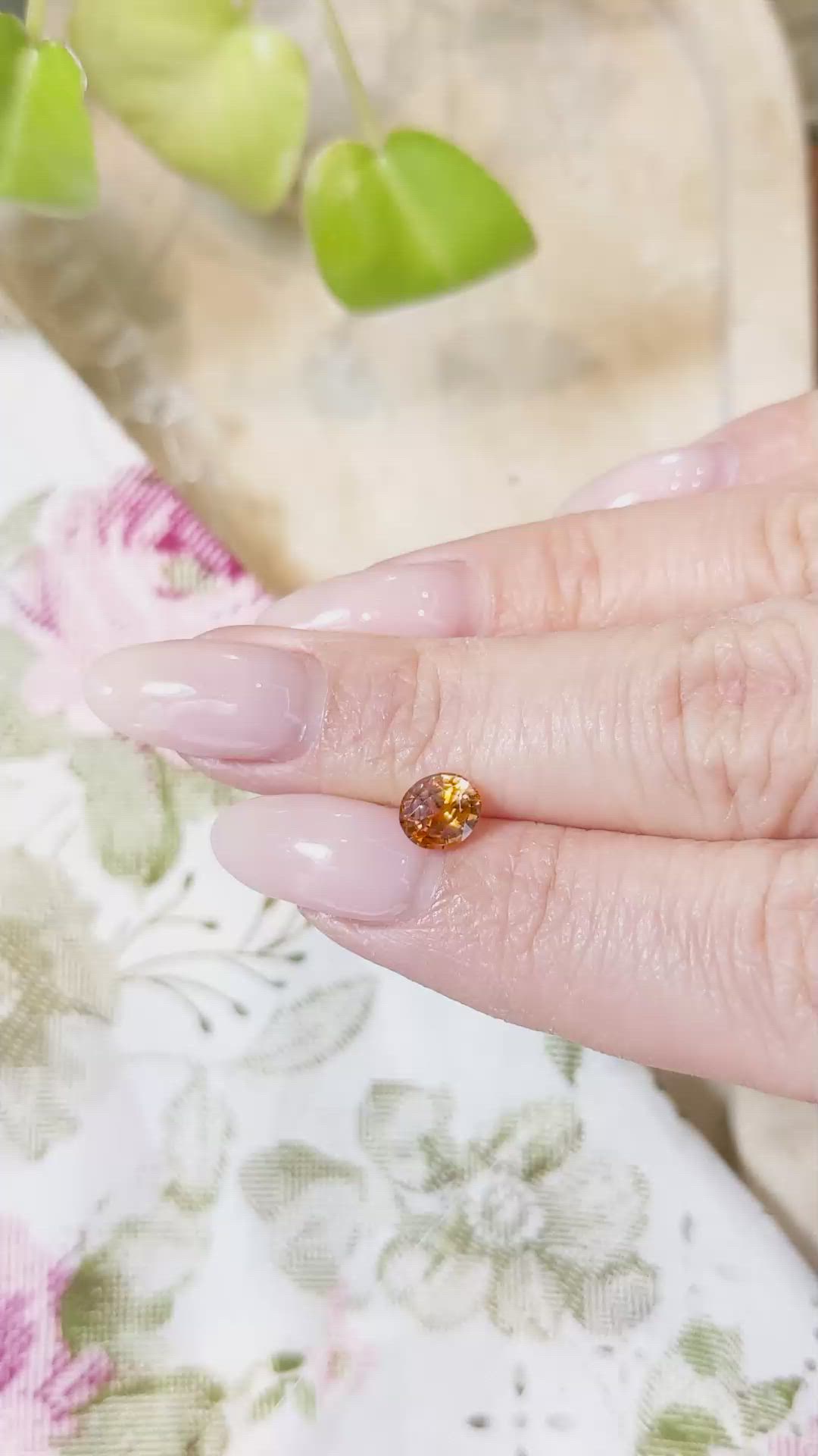 1.15 Ct. Bi Color Sapphire from Montana Size Video