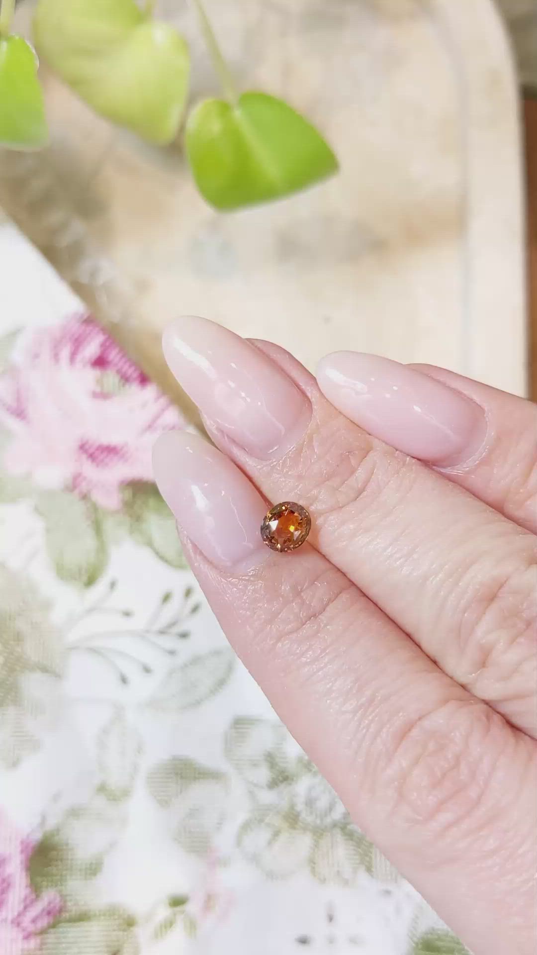 1.03 Ct. Bi Color Sapphire from Montana Size Video