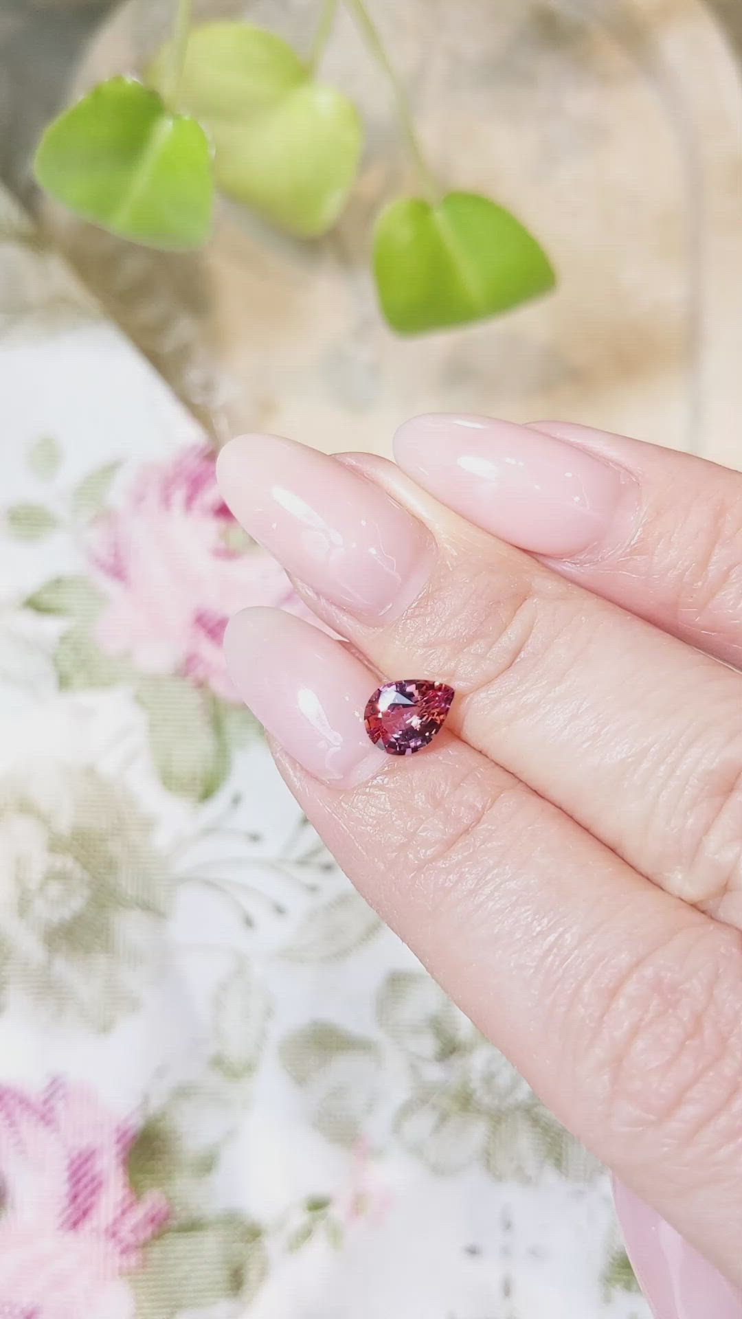 1.09 Ct. Bi Color Sapphire from Montana Size Video