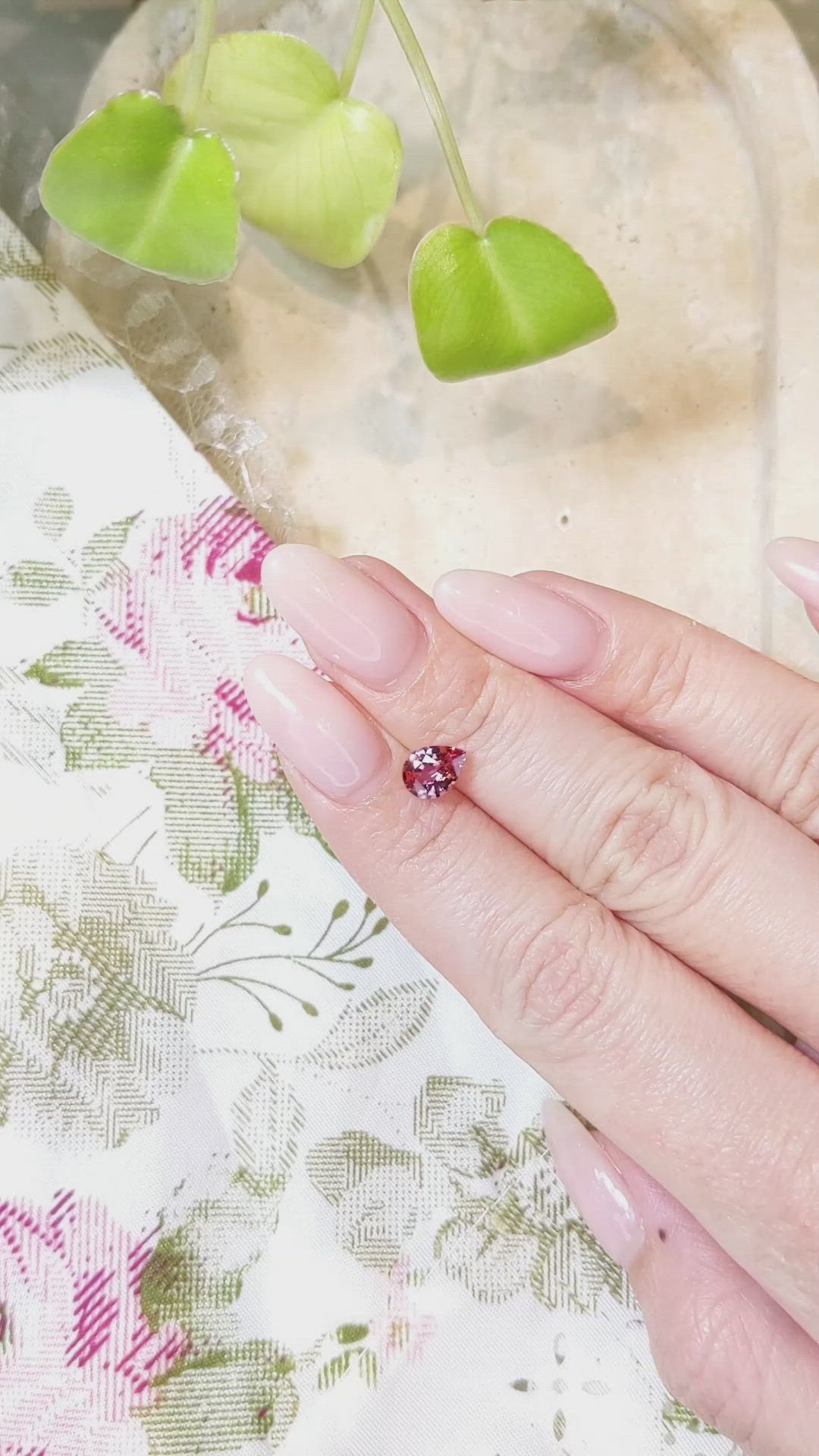 1.09 Ct. Bi Color Sapphire from Montana Size Video