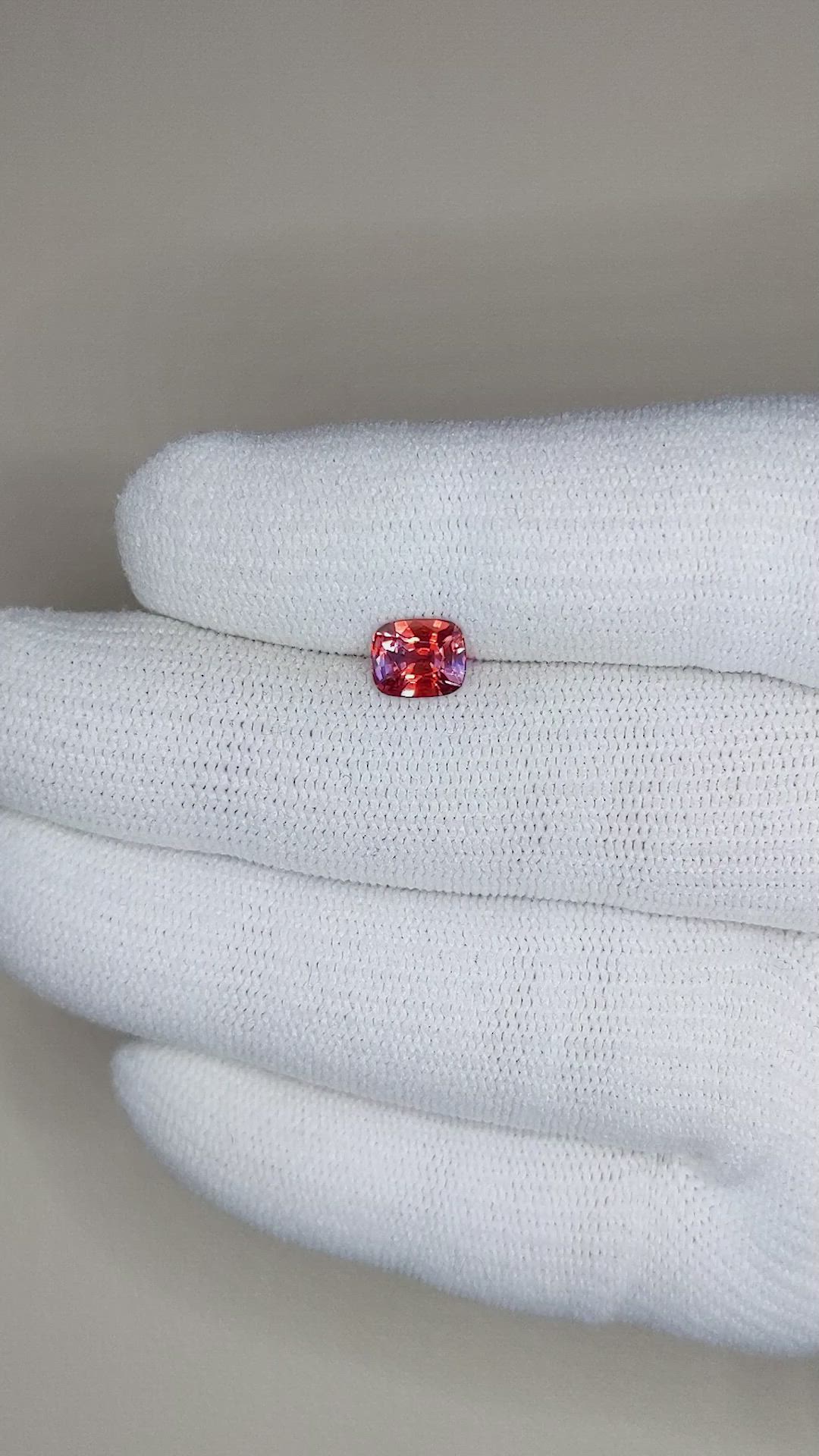 1.22 Ct. Bi Color Sapphire from Montana Size Video