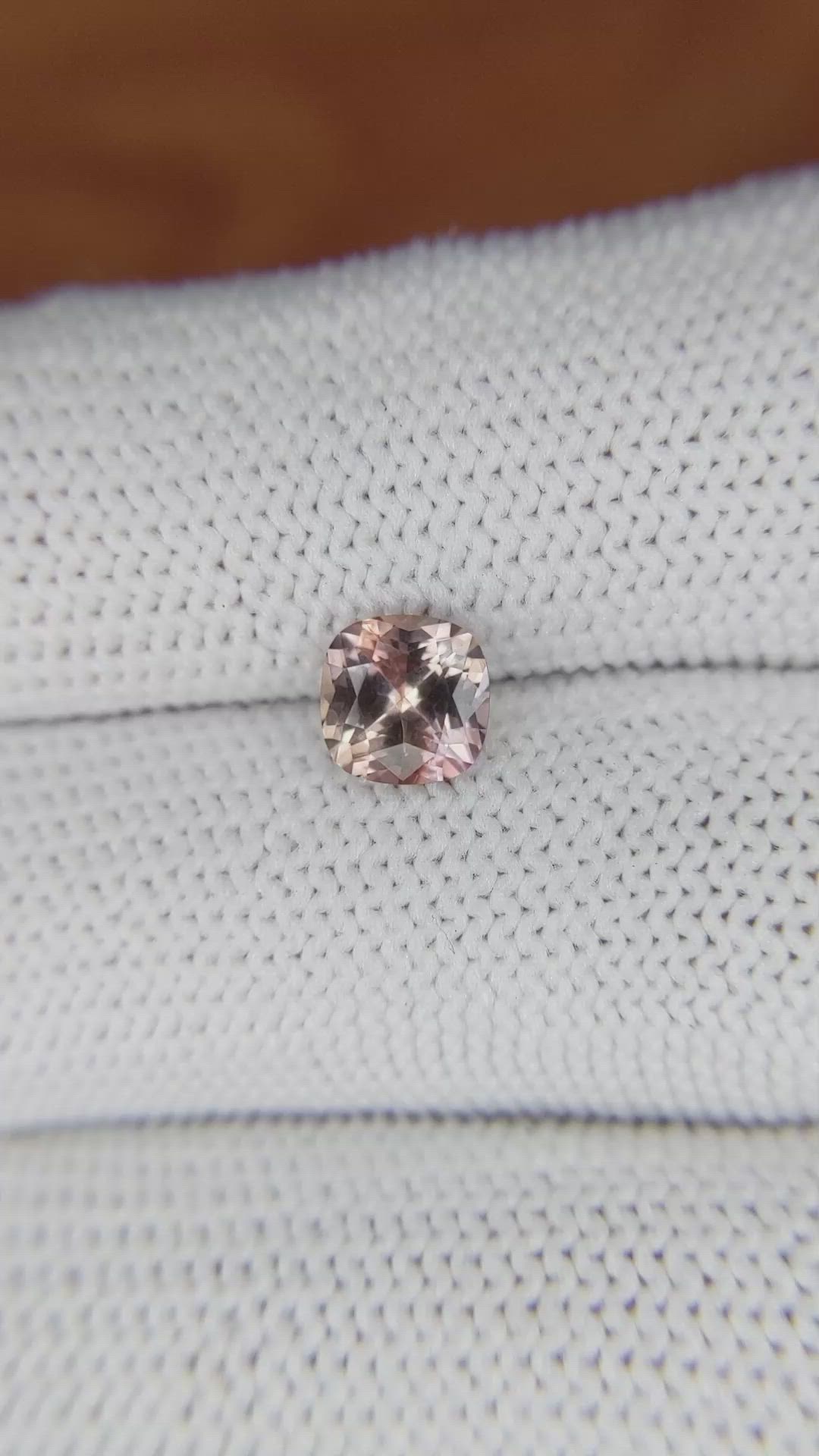1.21 Ct. Pinkish Brown Sapphire from Ceylon (Sri Lanka) Size Video