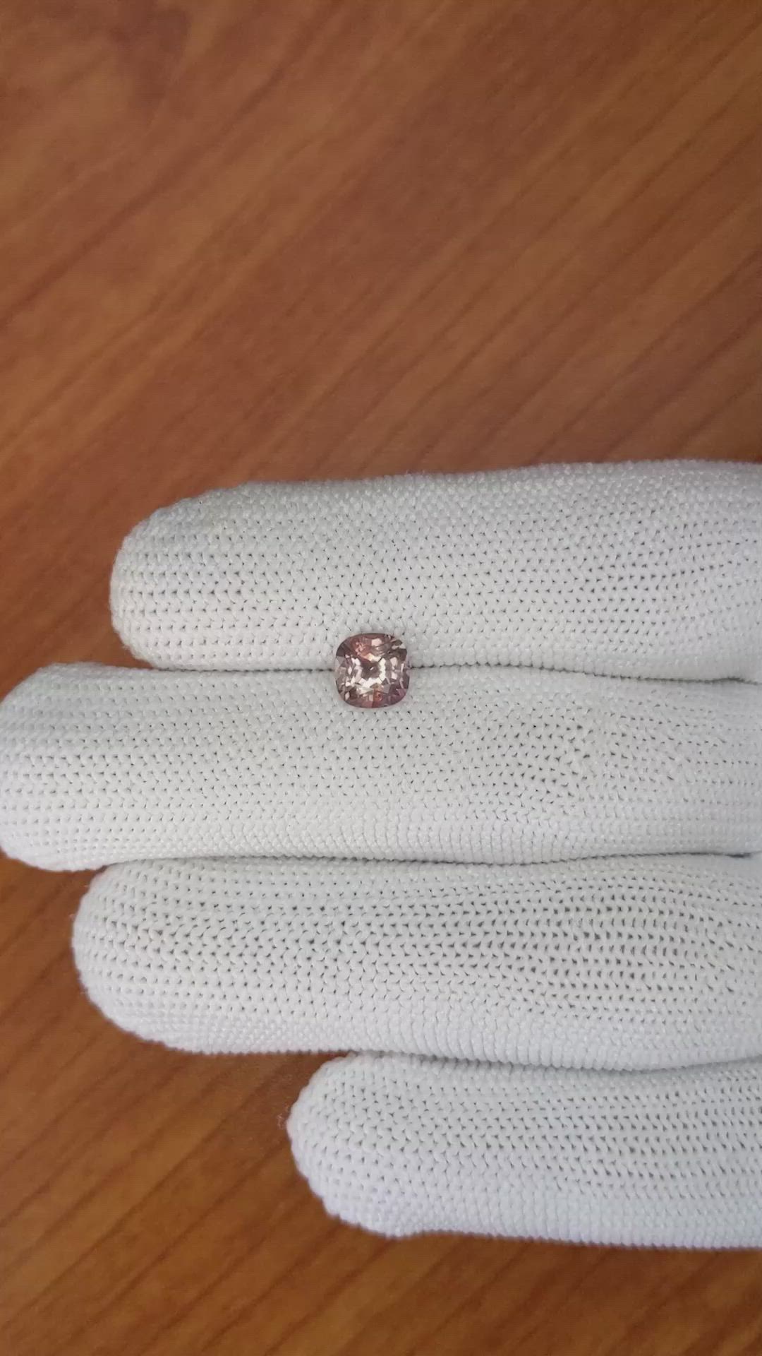 1.21 Ct. Pinkish Brown Sapphire from Ceylon (Sri Lanka) Size Video