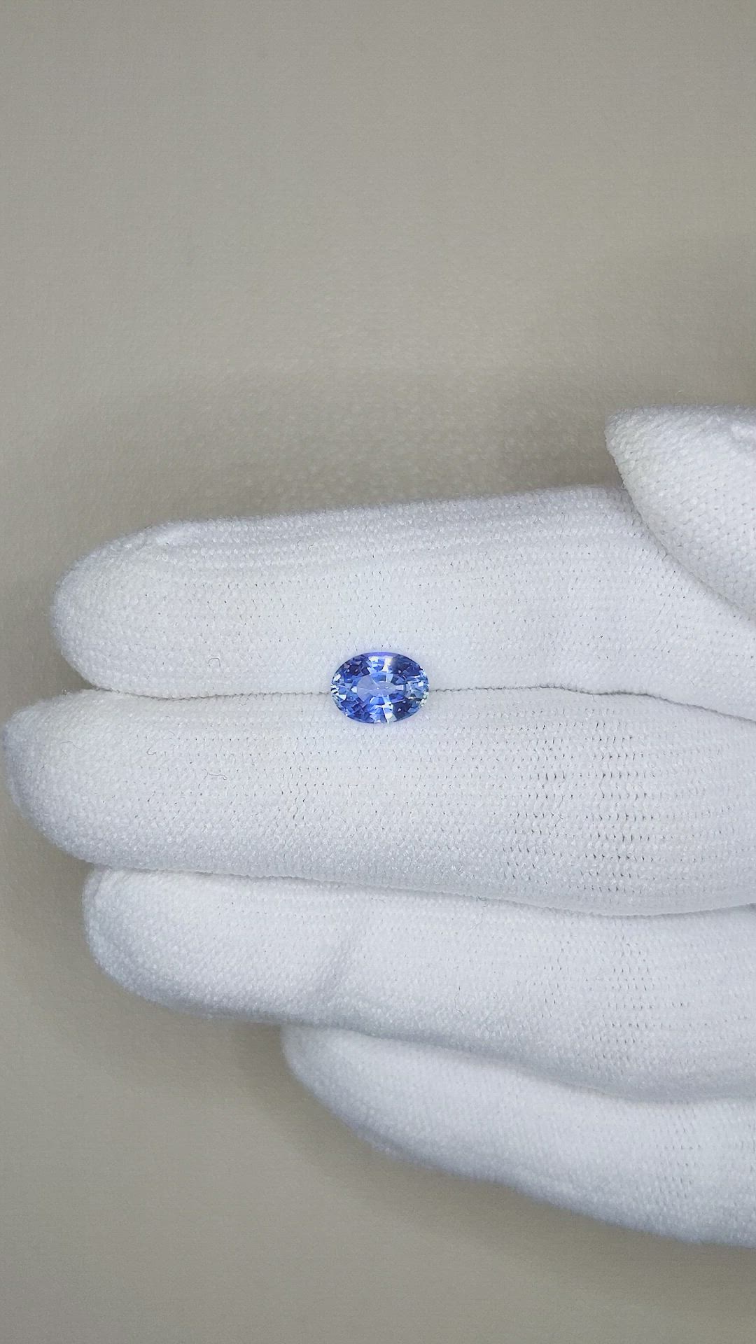 1.31 Ct. Bi Color Sapphire from Ceylon (Sri Lanka) Size Video