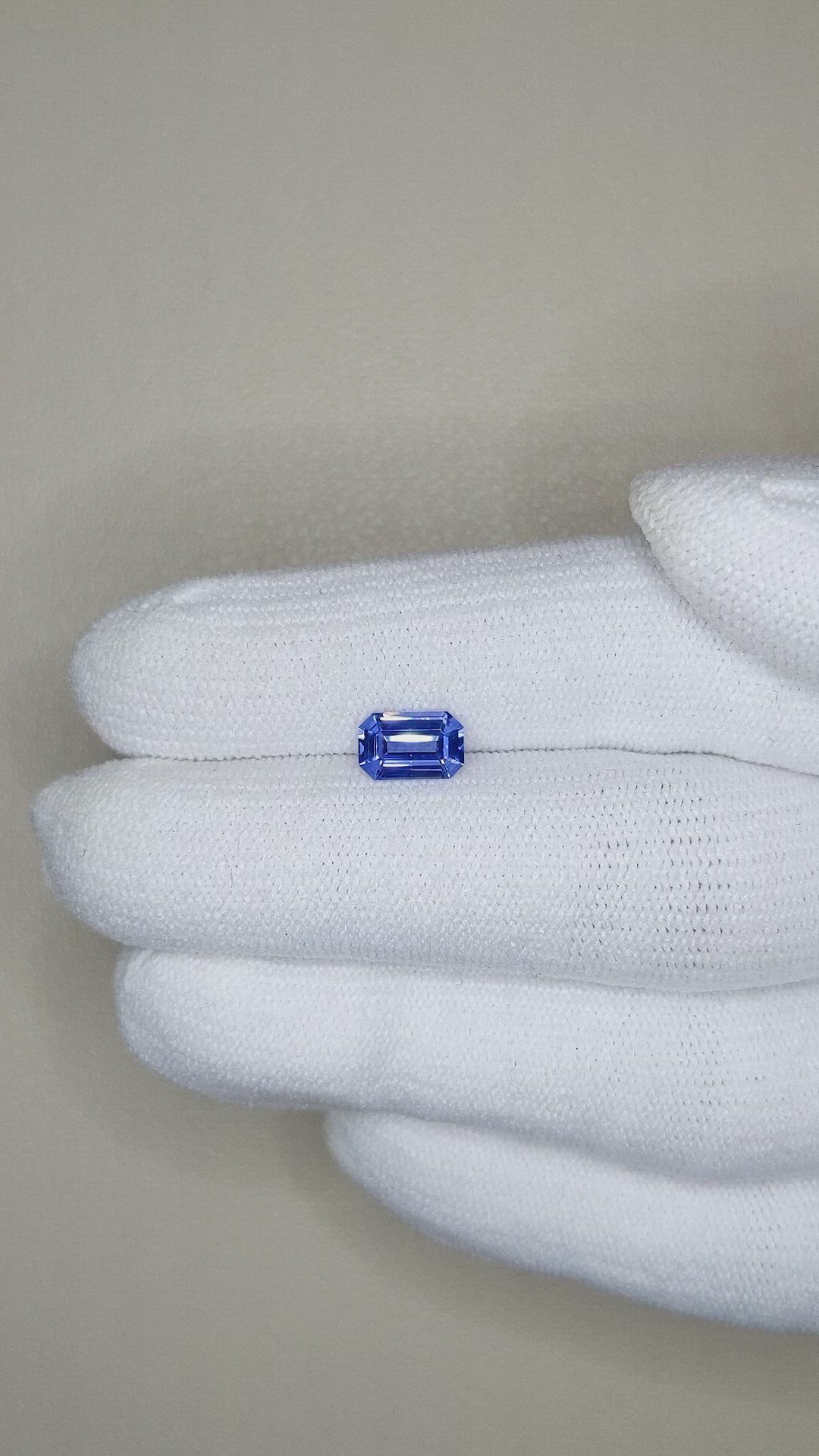 1.04 Ct. Blue Sapphire from Ceylon (Sri Lanka) Size Video