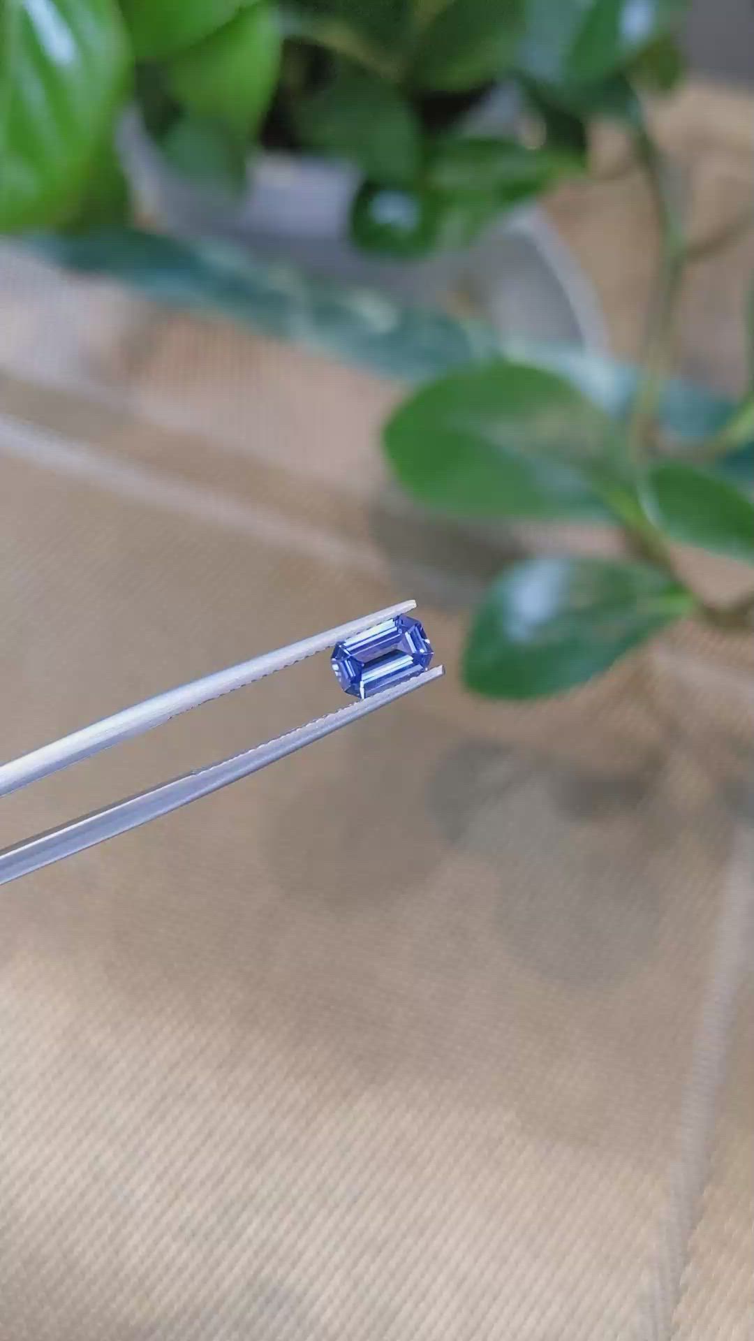 1.04 Ct. Blue Sapphire from Ceylon (Sri Lanka) Size Video