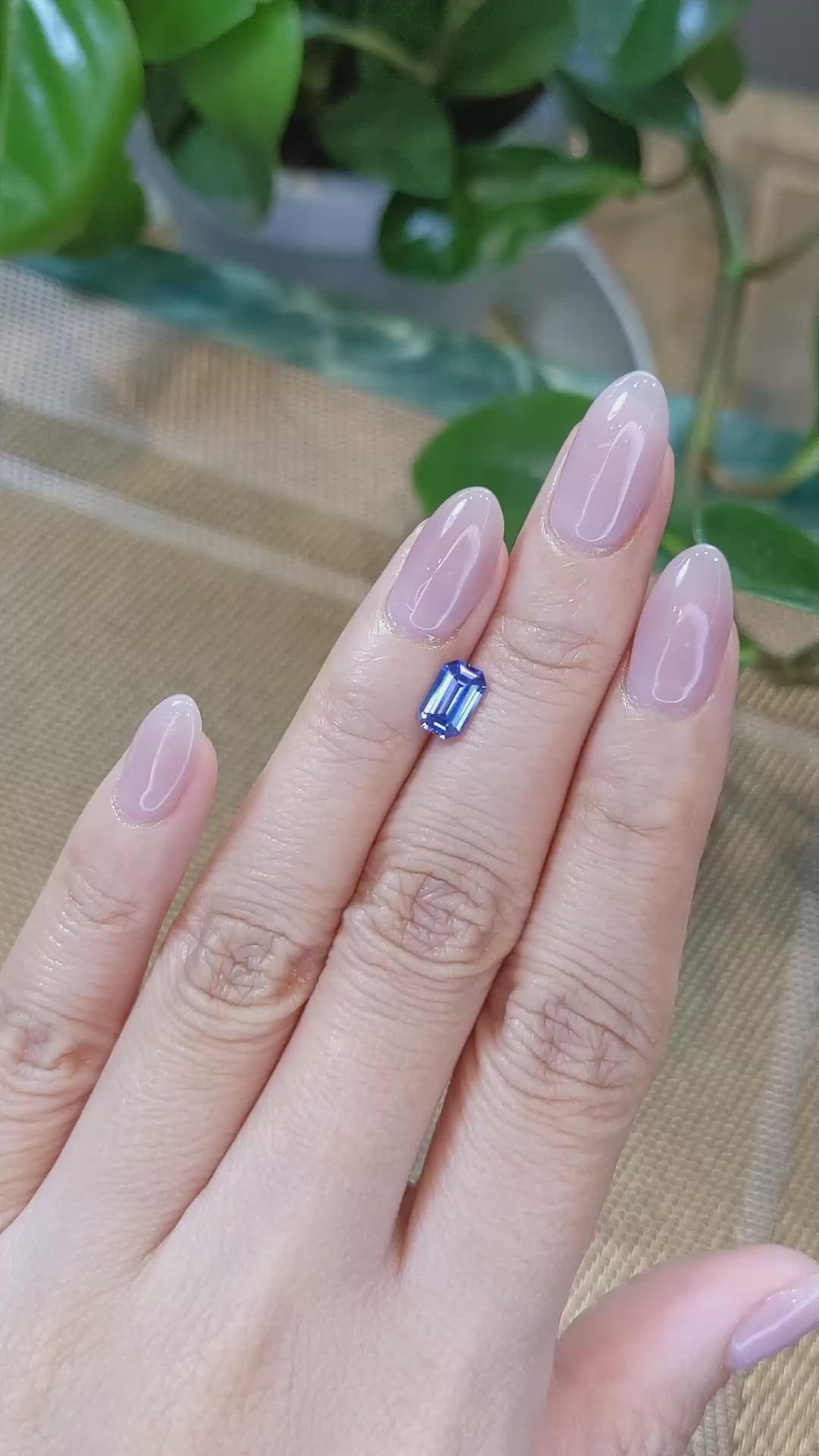 1.04 Ct. Blue Sapphire from Ceylon (Sri Lanka) Size Video