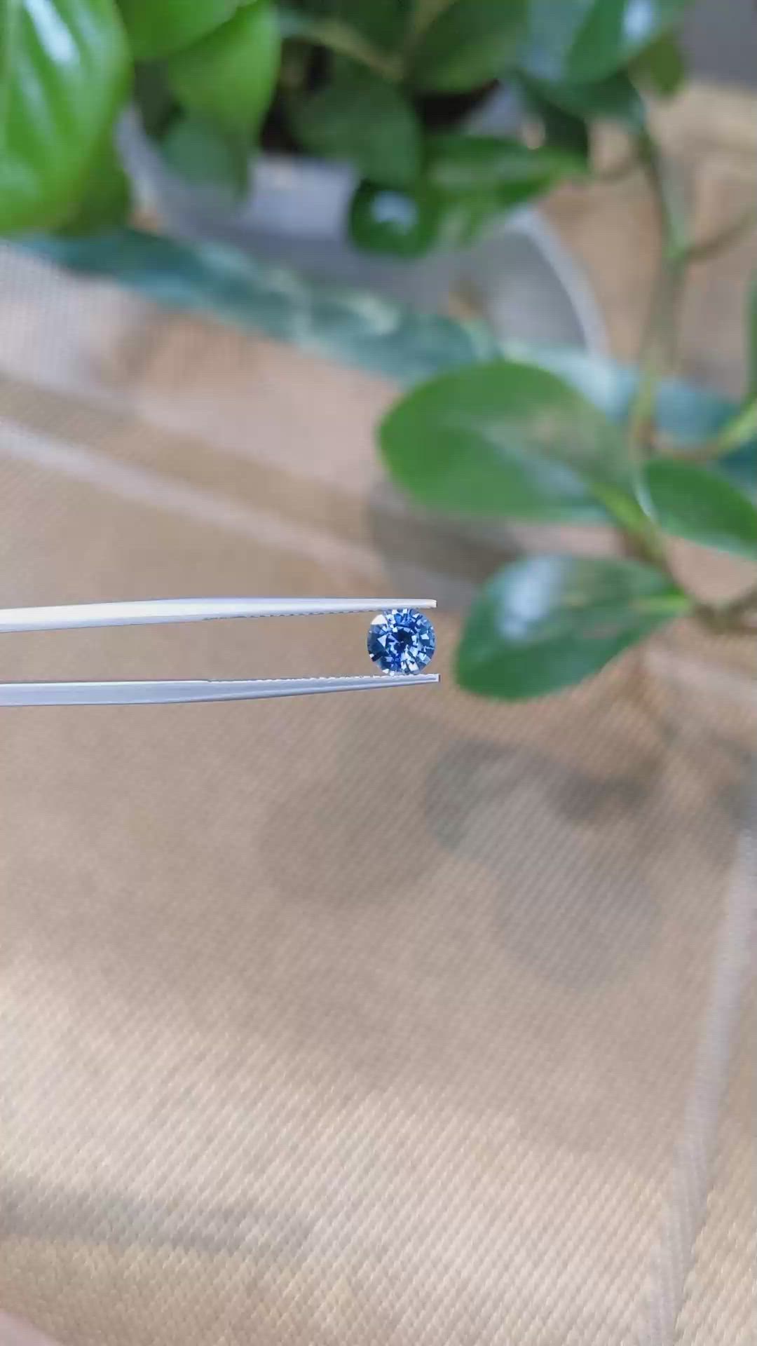 1.01 Ct. Blue Sapphire from Ceylon (Sri Lanka) Size Video
