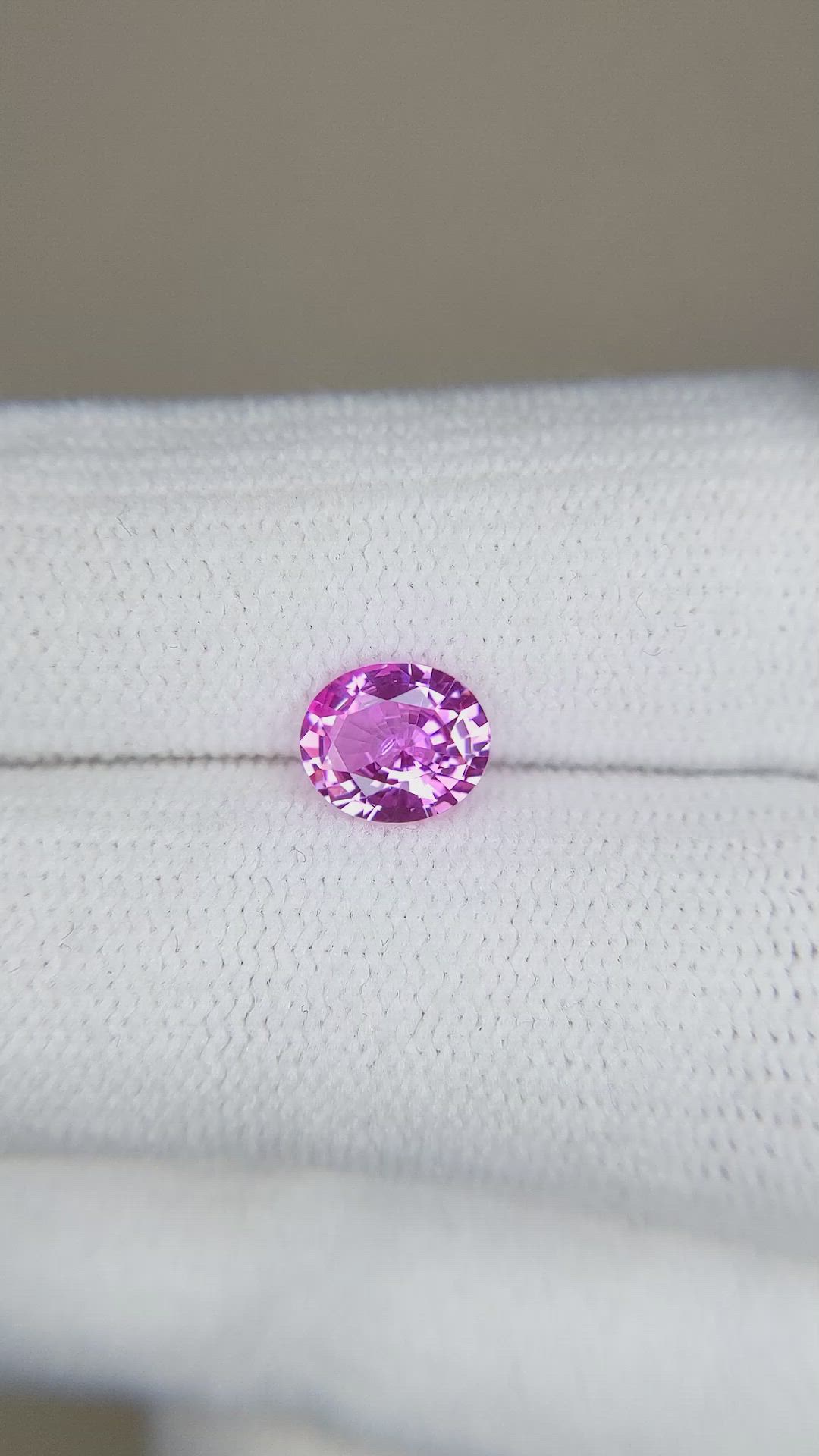 1.00 Ct. Pink Sapphire from Ceylon (Sri Lanka) Size Video