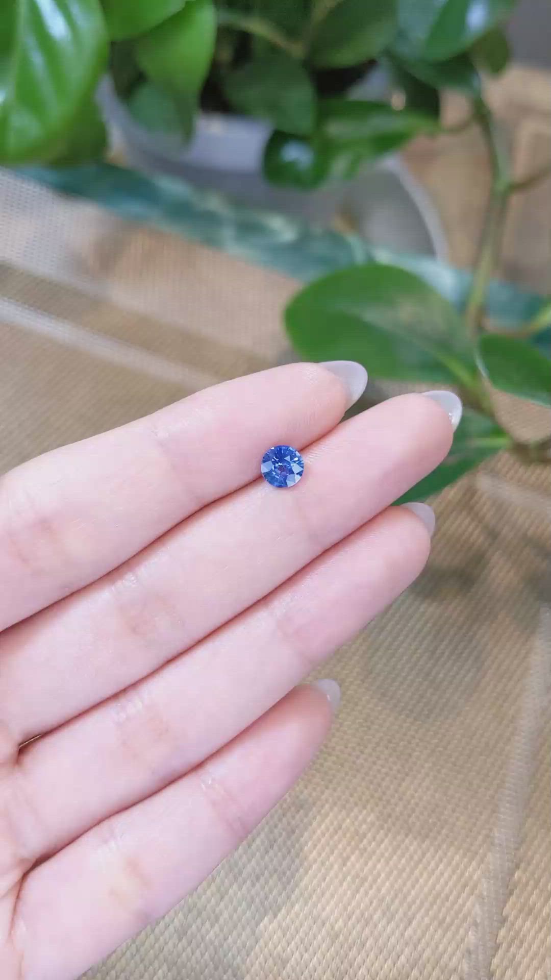 0.75 Ct. Blue Sapphire from Ceylon (Sri Lanka) Size Video