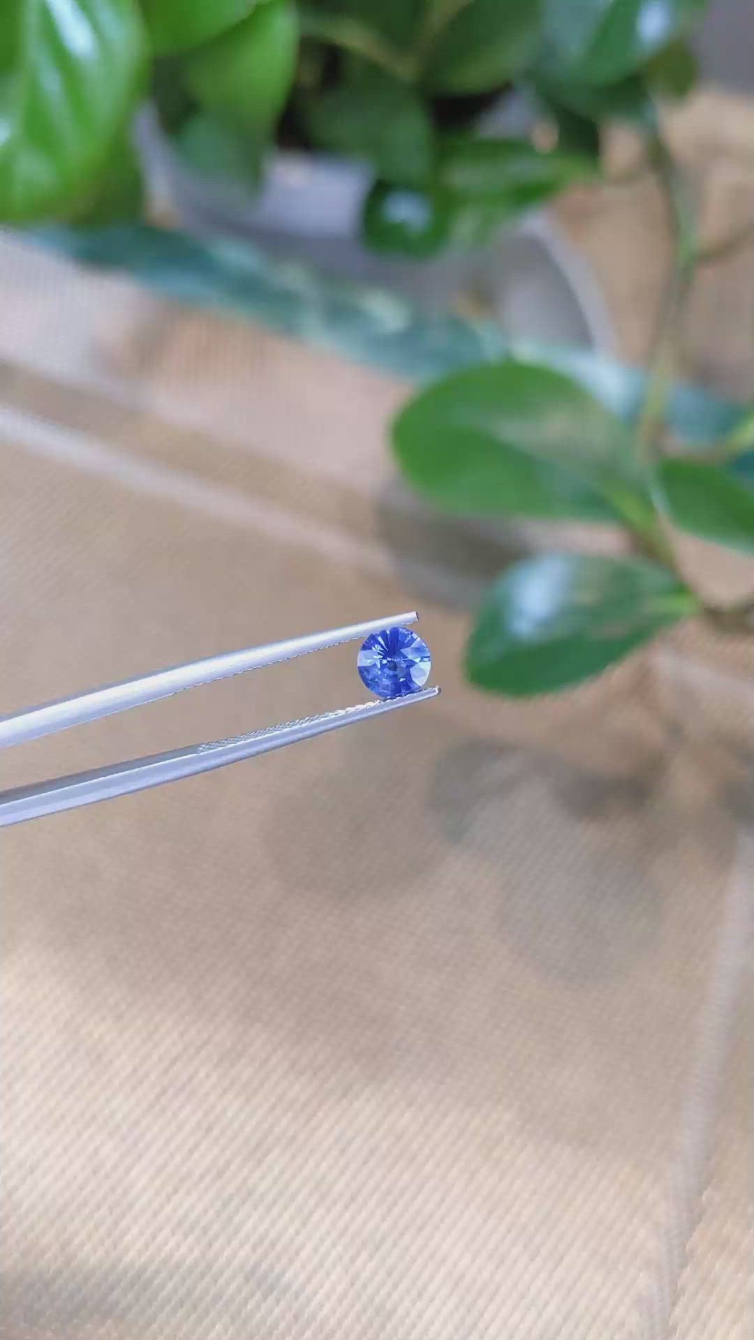0.75 Ct. Blue Sapphire from Ceylon (Sri Lanka) Size Video