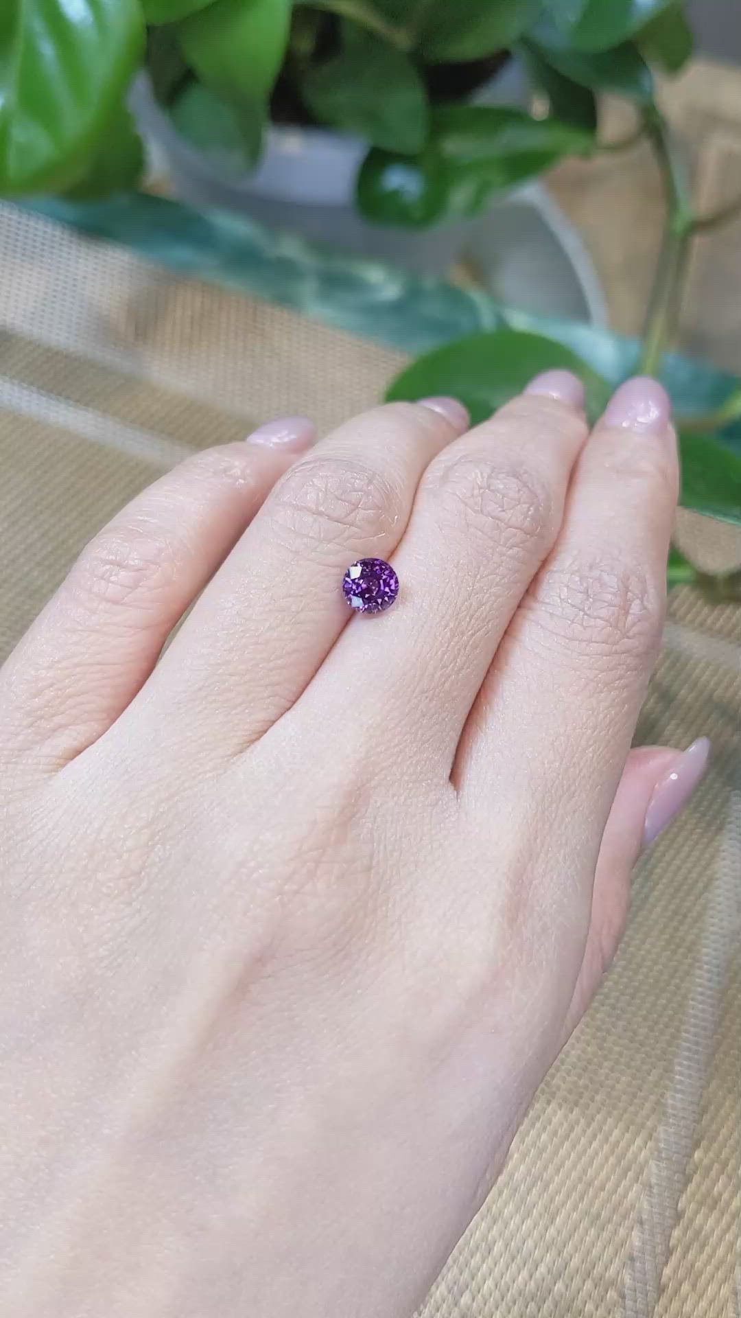 1.40 Ct. Color Change Sapphire from Ceylon (Sri Lanka) Size Video