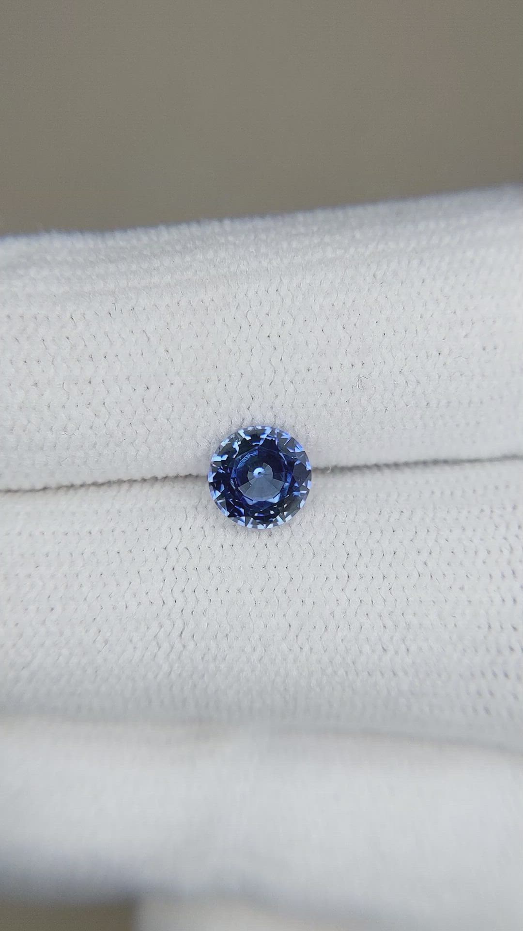 0.96 Ct. Blue Sapphire from Ceylon (Sri Lanka) Size Video