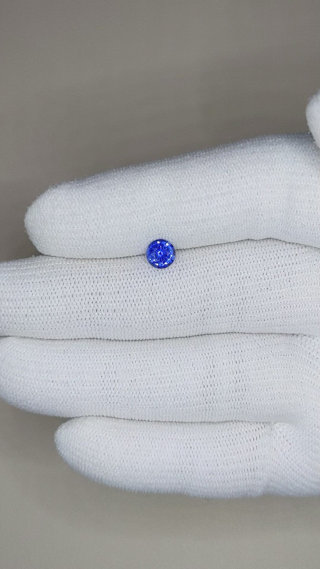 0.65 Ct. Blue Sapphire from Ceylon (Sri Lanka) Size Video