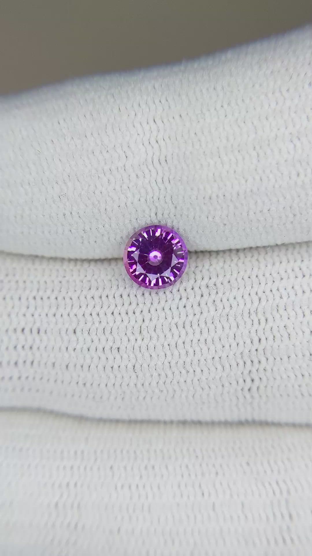 0.93 Ct. Color Change Sapphire from Ceylon (Sri Lanka) Size Video