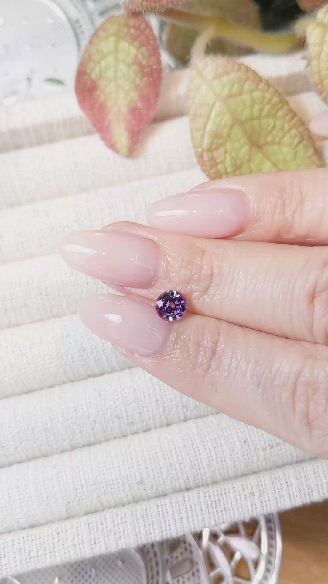 0.93 Ct. Color Change Sapphire from Ceylon (Sri Lanka) Size Video