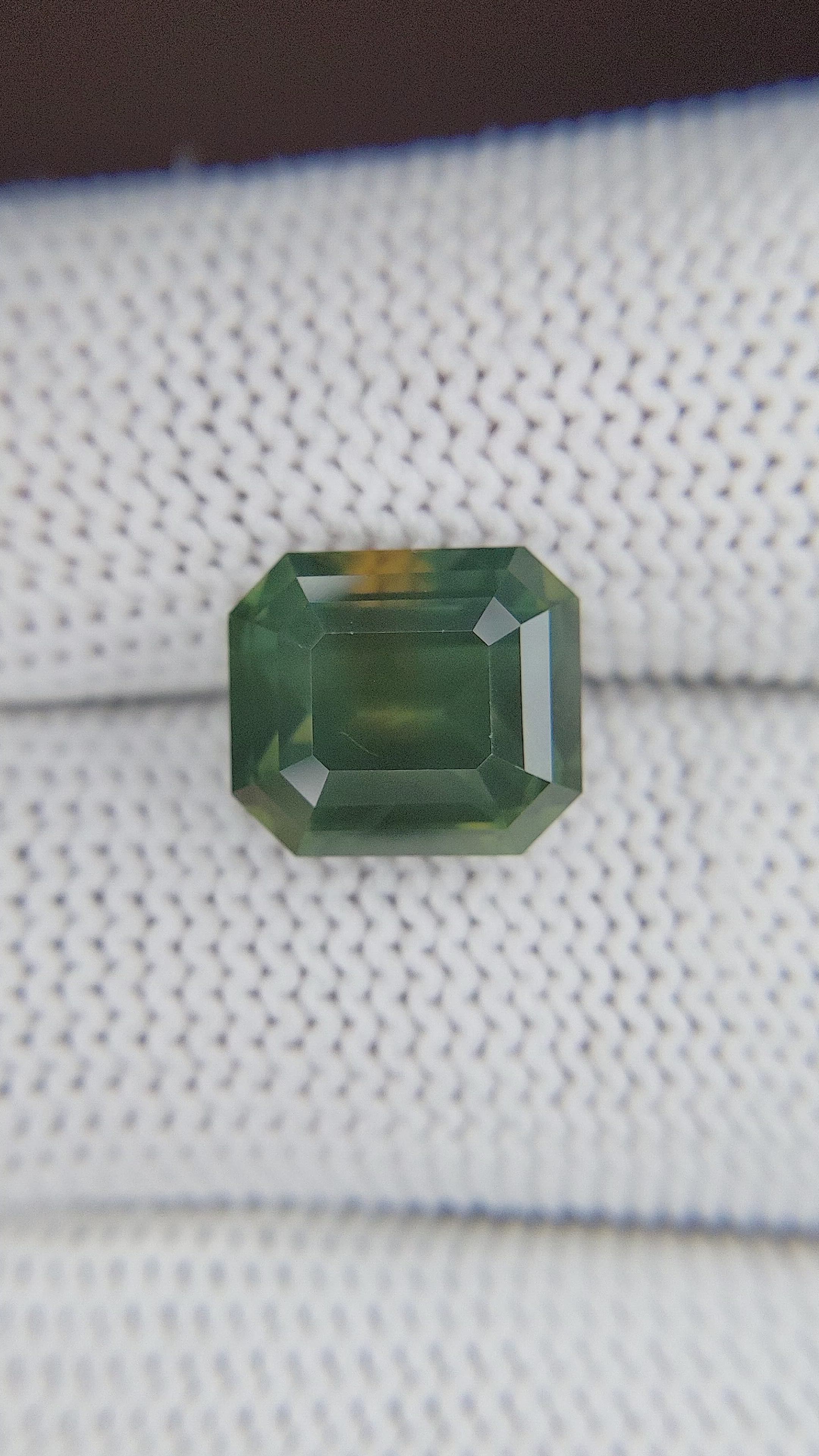 8.16 Ct. Yellowish Green Sapphire from Madagascar Size Video