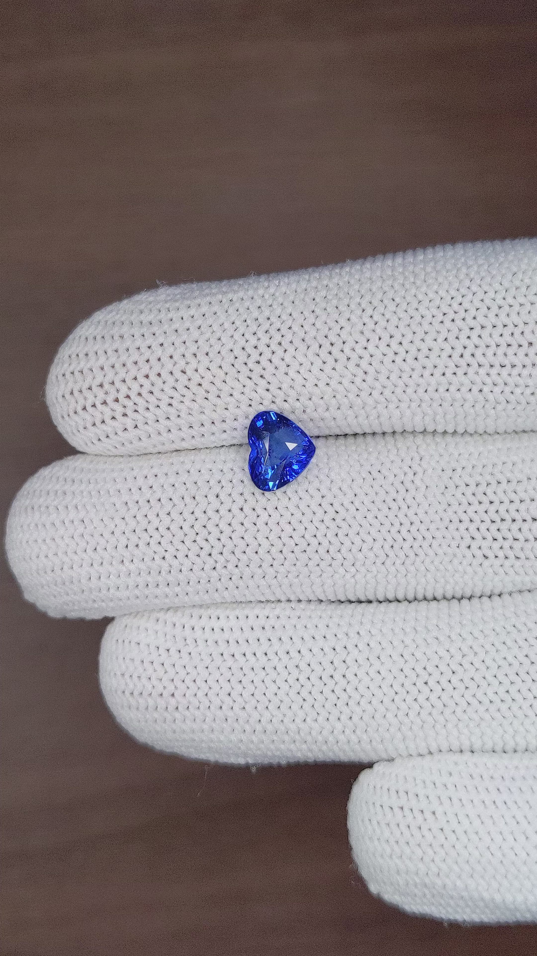 2.06 Ct. Blue Sapphire from Ceylon (Sri Lanka) Size Video