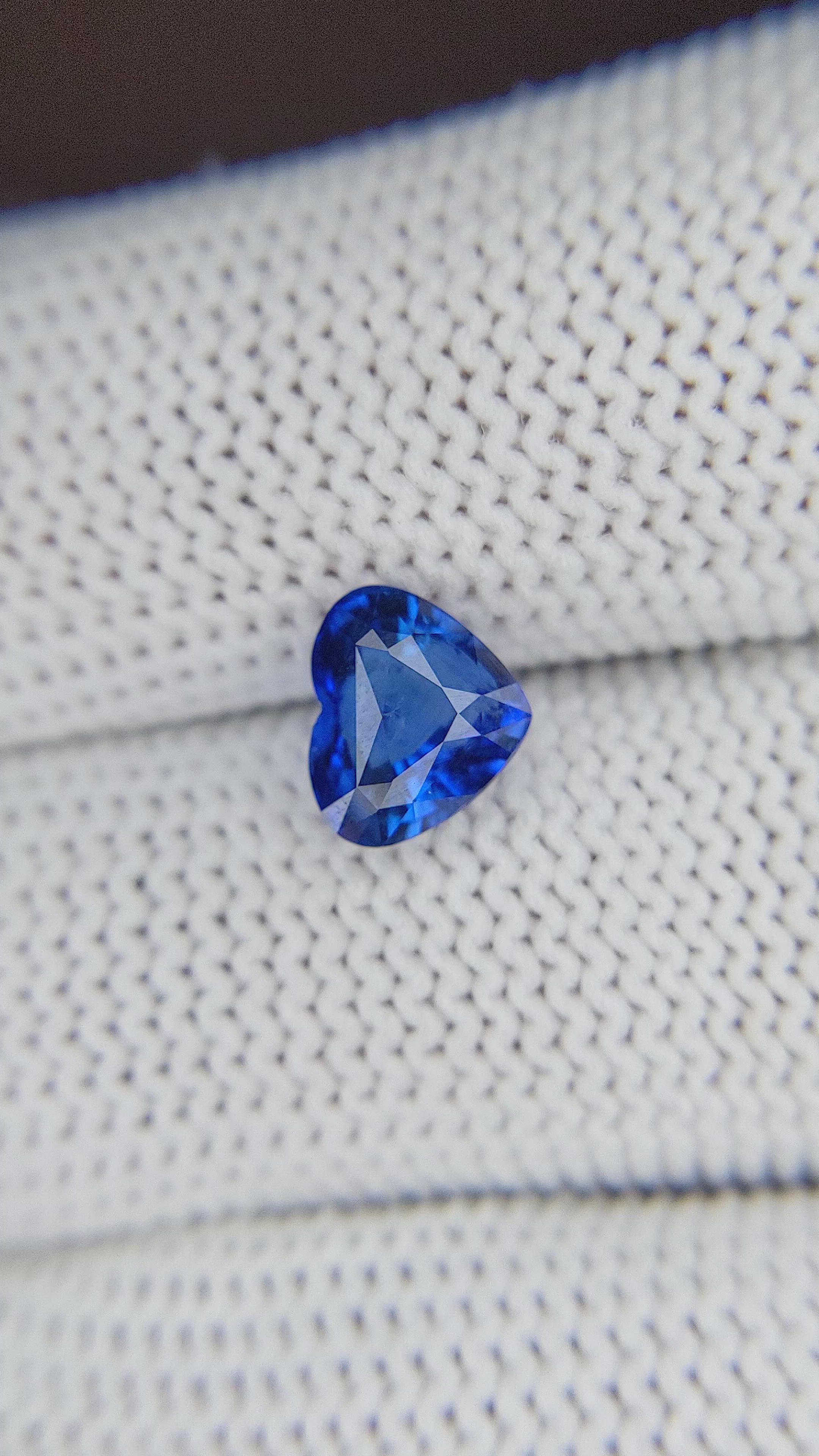2.06 Ct. Blue Sapphire from Ceylon (Sri Lanka) Size Video