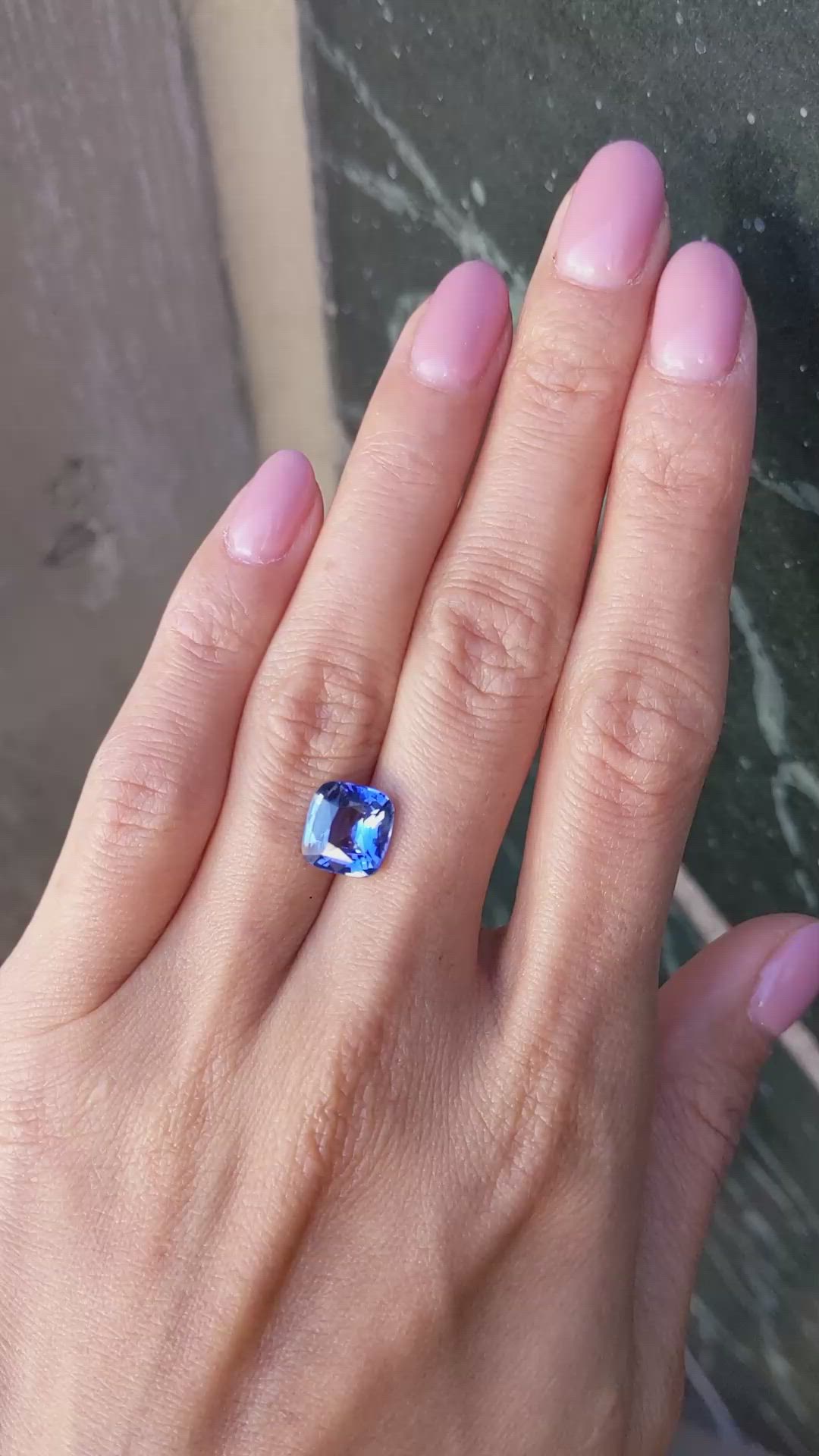 4.02 Ct. Blue Sapphire from Ceylon (Sri Lanka) Size Video