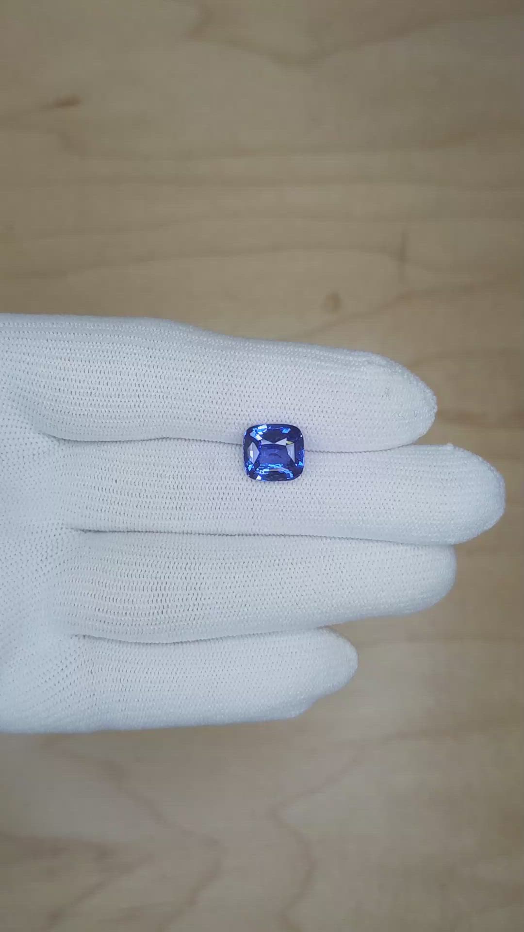 4.02 Ct. Blue Sapphire from Ceylon (Sri Lanka) Size Video