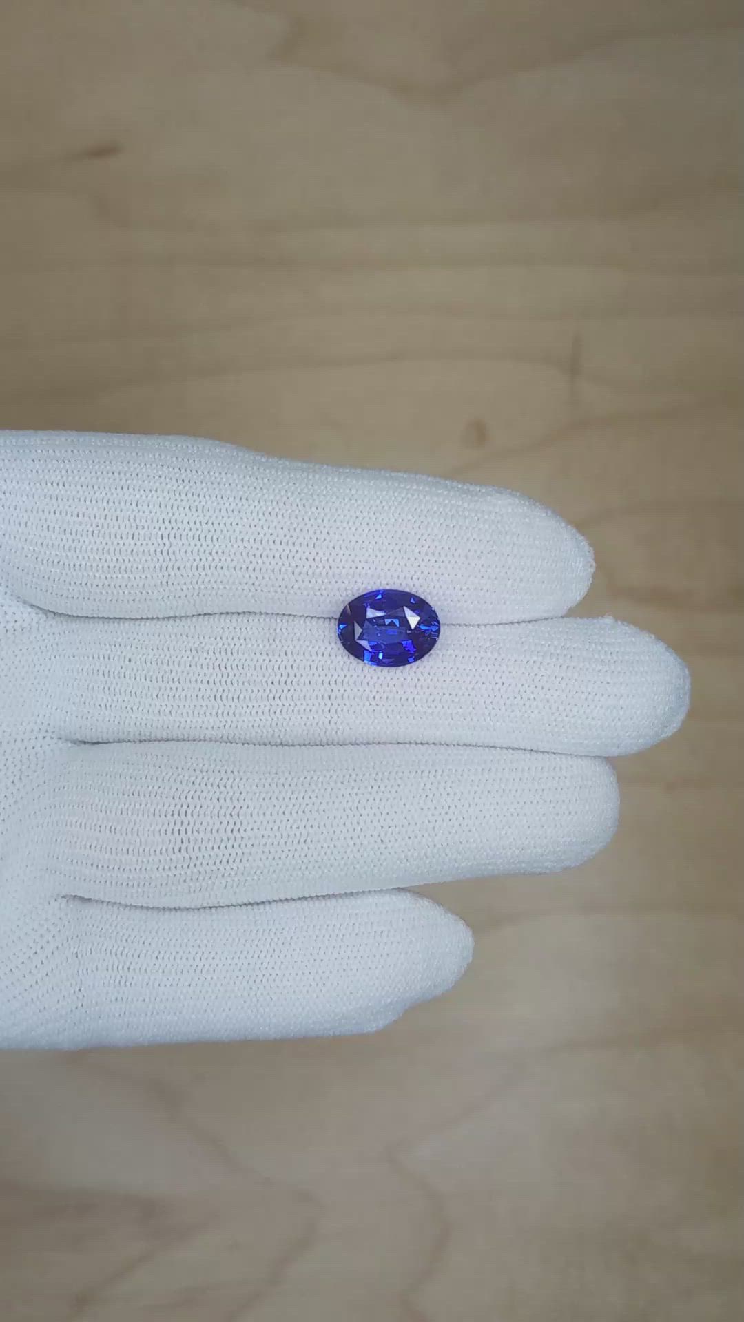 3.51 Ct. Blue Sapphire from Ceylon (Sri Lanka) Size Video