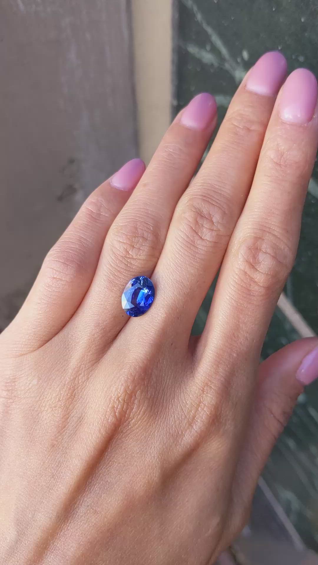 3.51 Ct. Blue Sapphire from Ceylon (Sri Lanka) Size Video