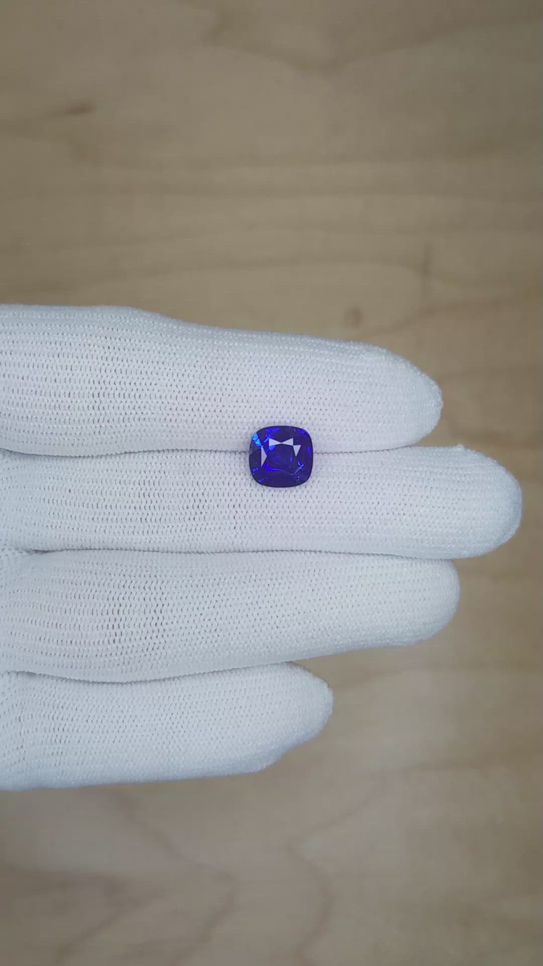 3.00 Ct. Blue Sapphire from Ceylon (Sri Lanka) Size Video