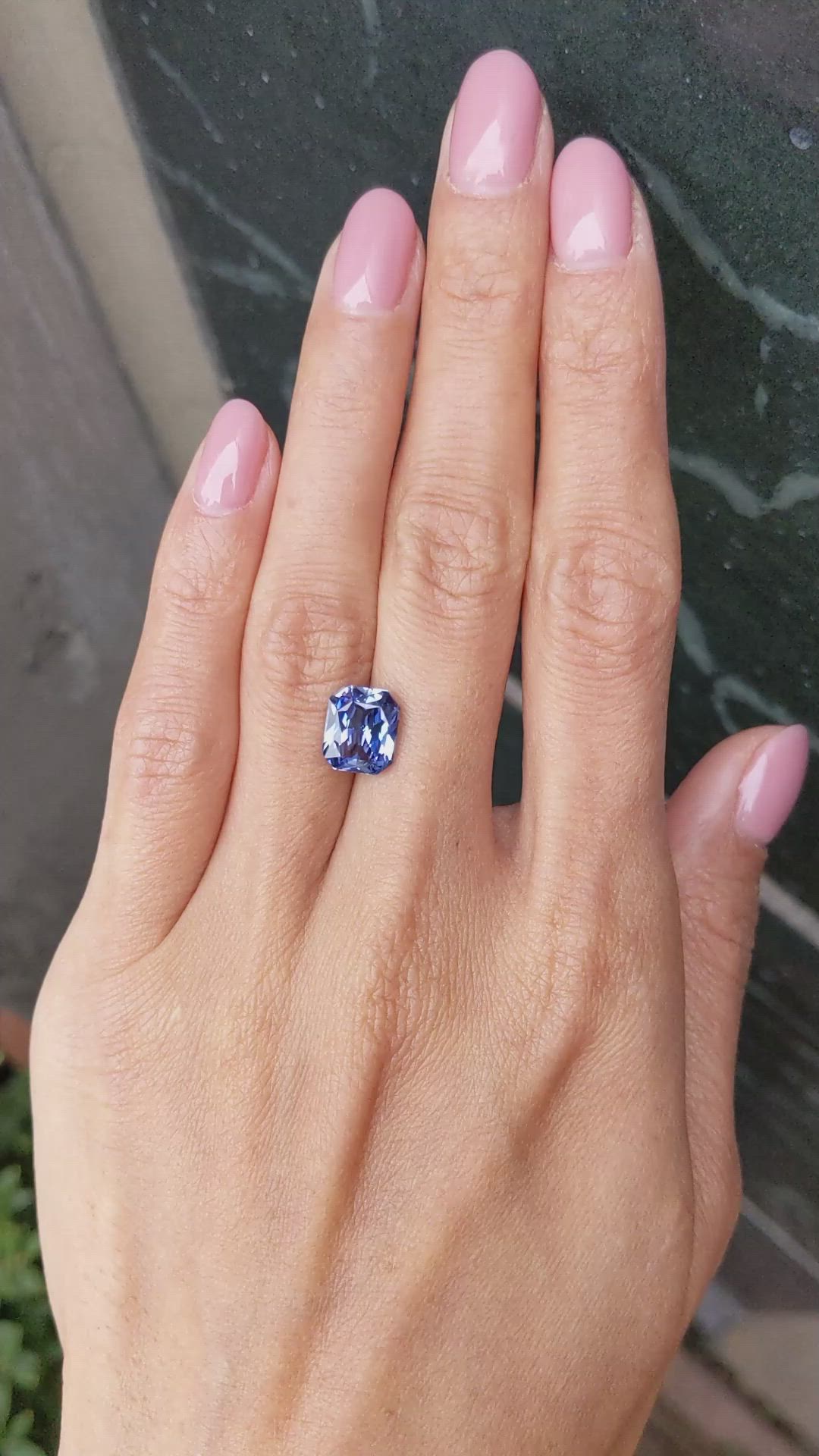 4.00 Ct. Blue Sapphire from Ceylon (Sri Lanka) Size Video