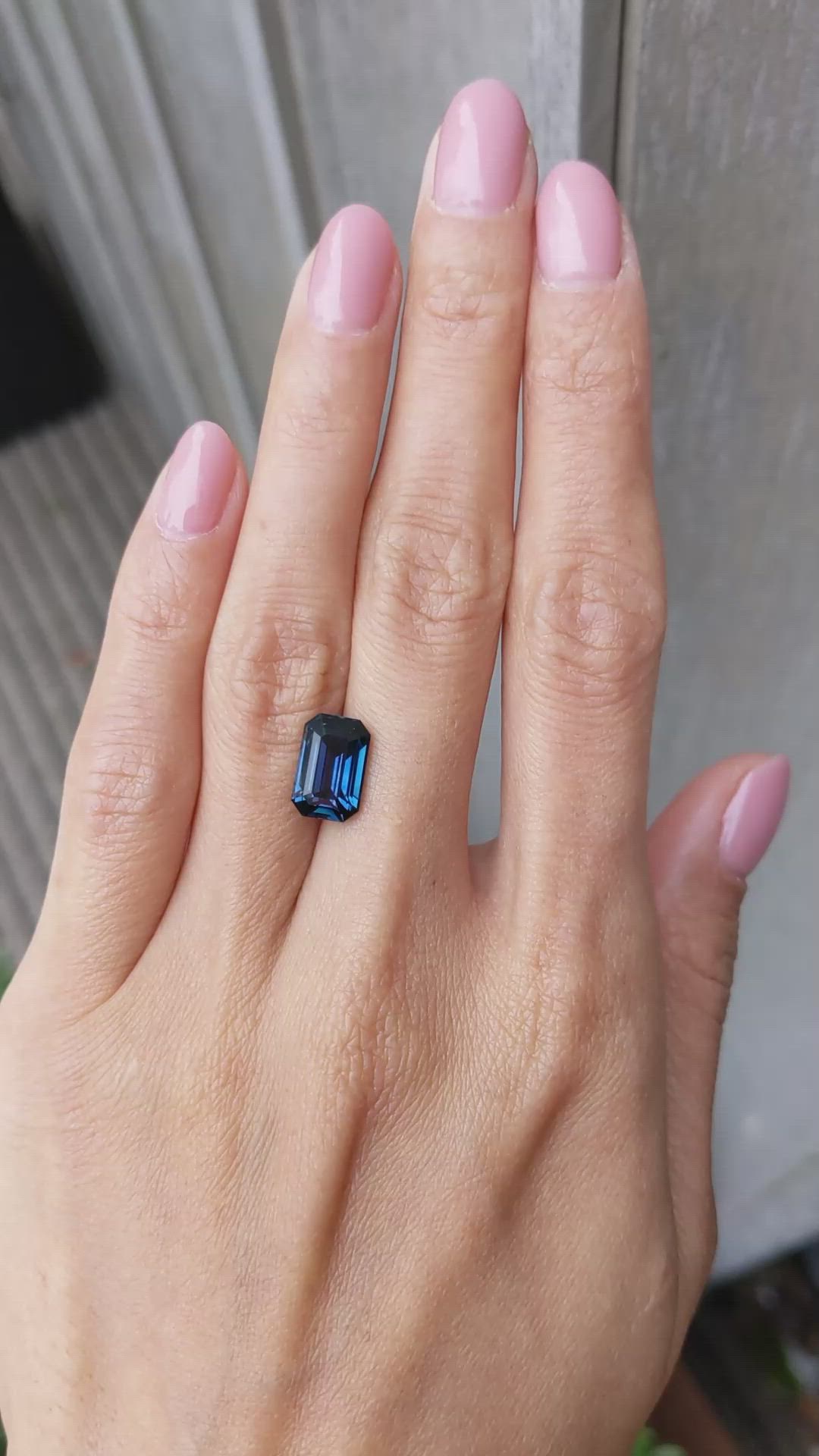 4.02 Ct. Greenish Blue Sapphire from Ceylon (Sri Lanka) Size Video