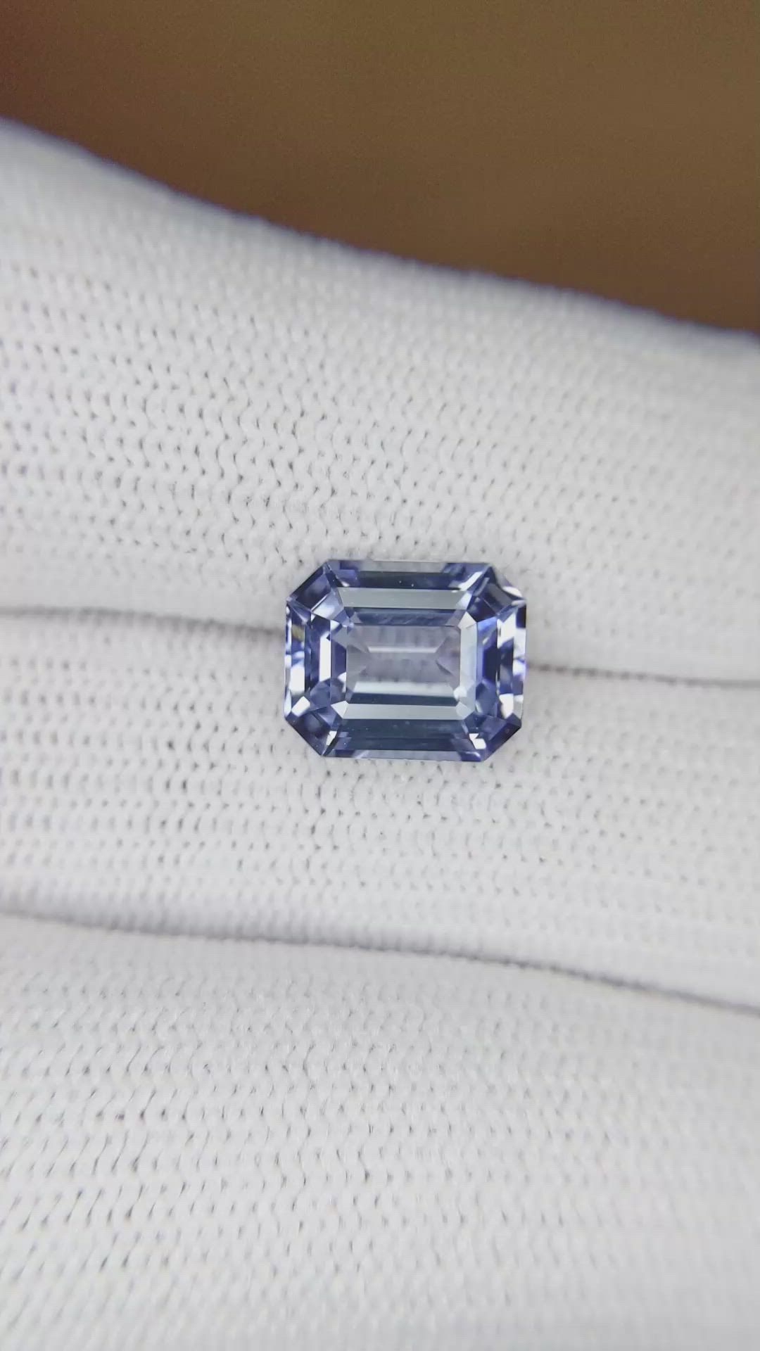 3.99 Ct. Violet Sapphire from Ceylon (Sri Lanka) Size Video