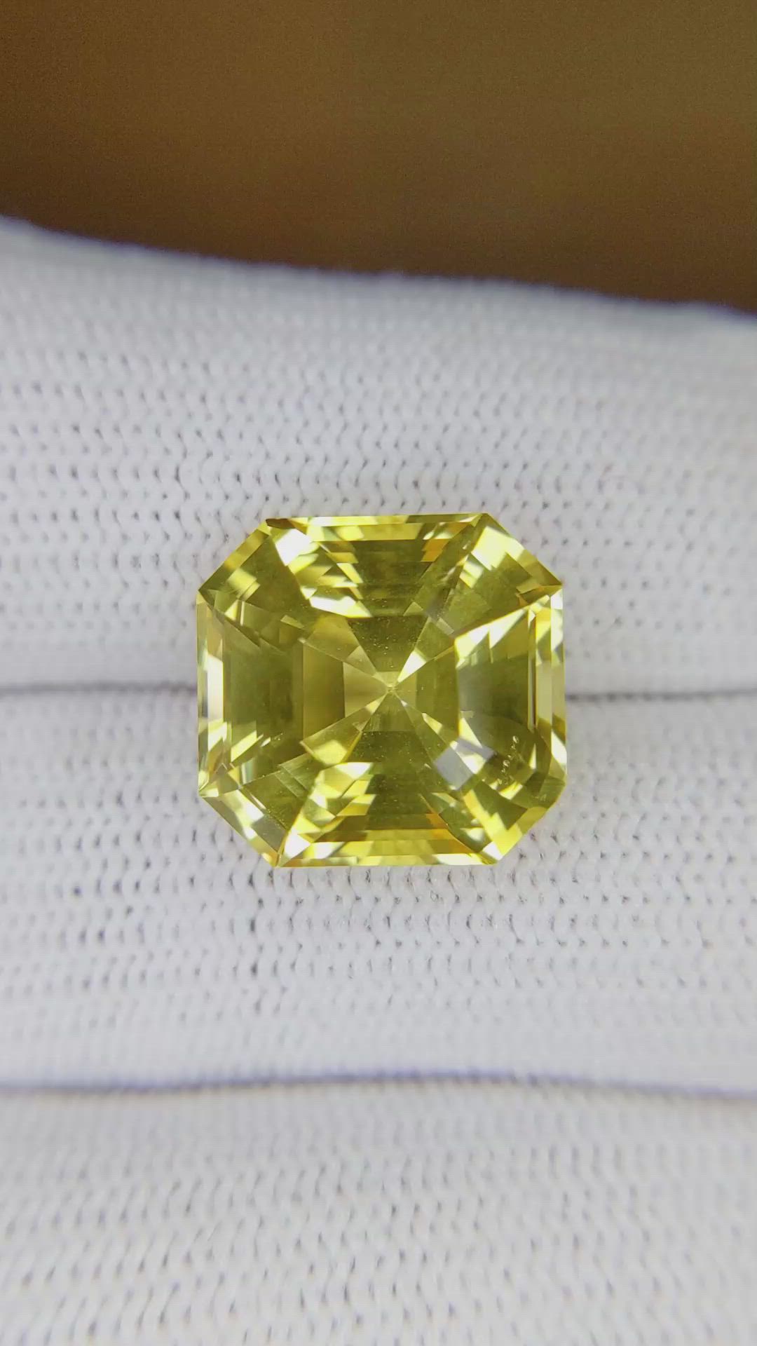 10.20 Ct. Yellow Sapphire from Ceylon (Sri Lanka) Size Video