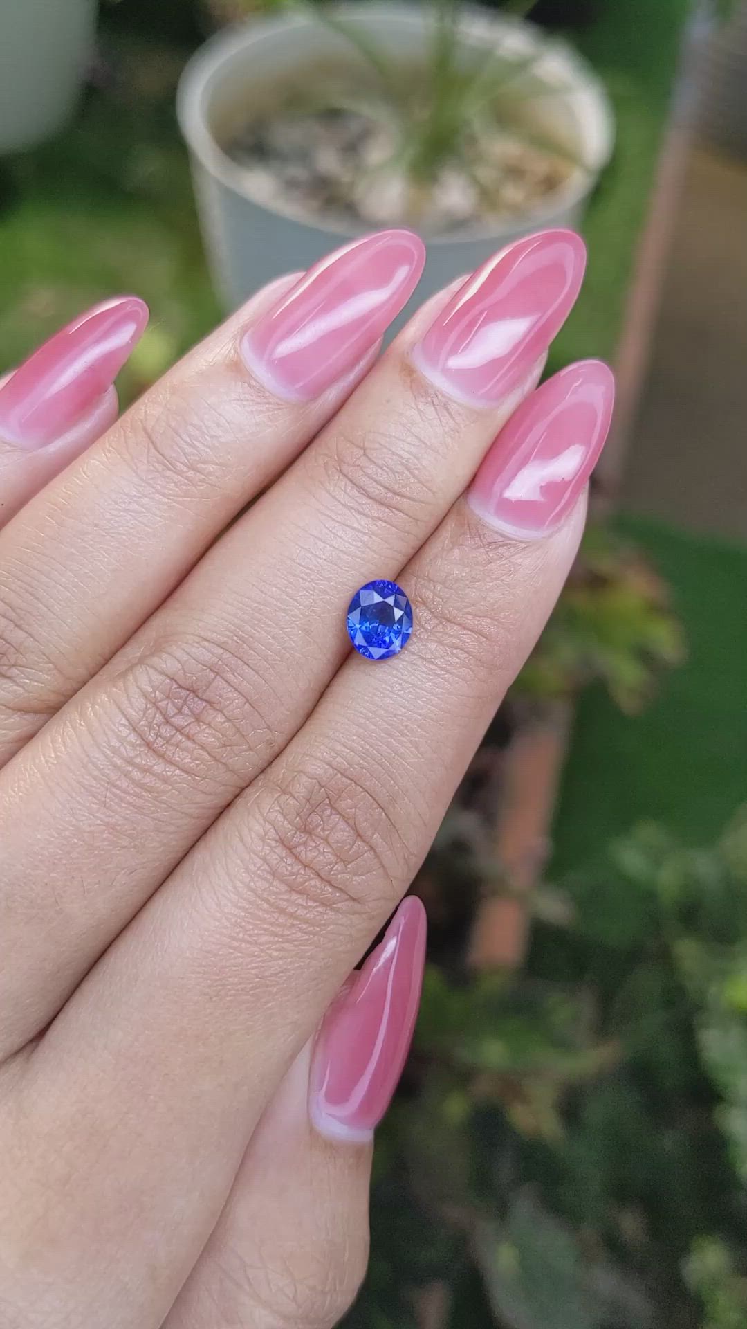 1.12 Ct. Blue Sapphire from Ceylon (Sri Lanka) Size Video