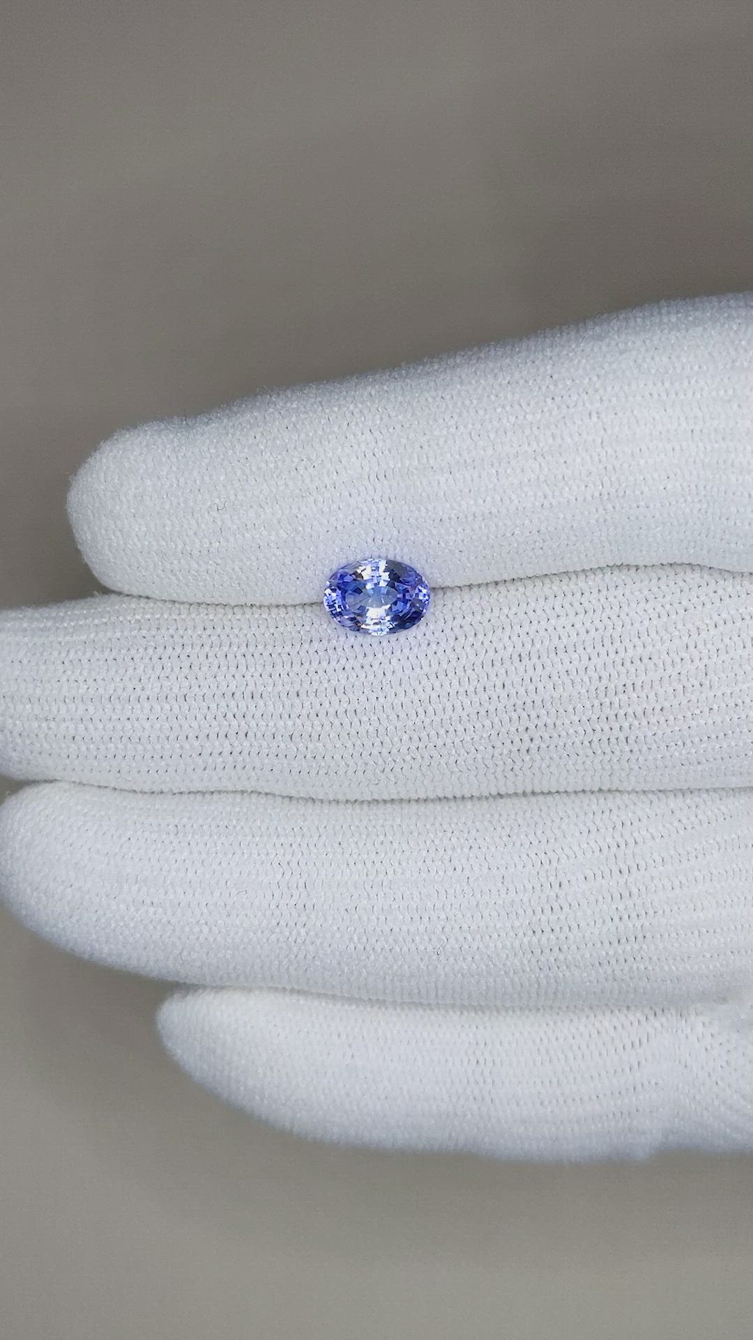 1.44 Ct. Bi Color Sapphire from Ceylon (Sri Lanka) Size Video