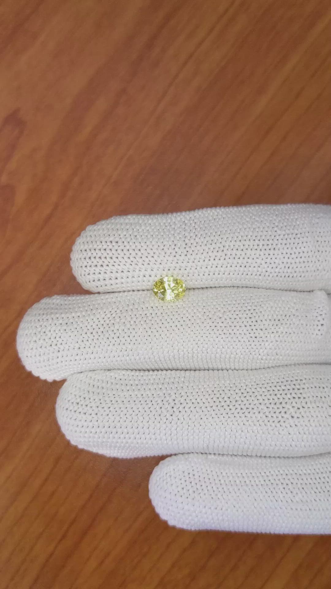 0.82 Ct. Yellow Sapphire from Ceylon (Sri Lanka) Size Video