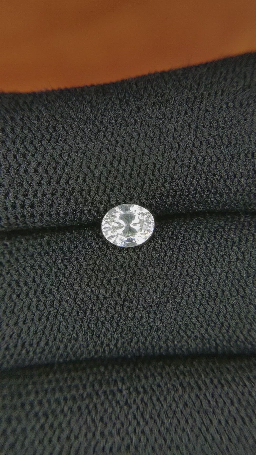 0.86 Ct. White Sapphire from Ceylon (Sri Lanka) Size Video